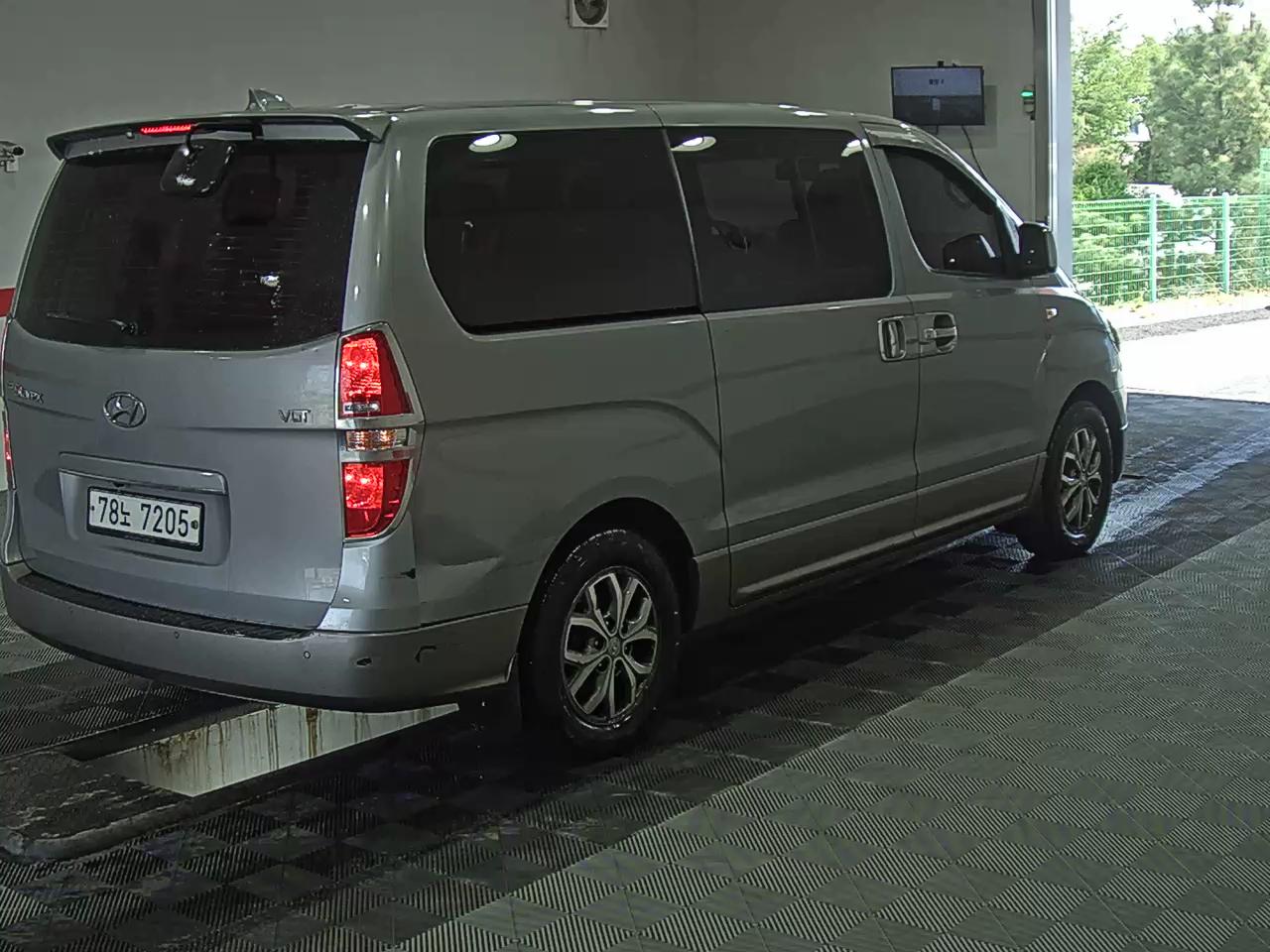 Hyundai Grand Starex 2018 - Image 4