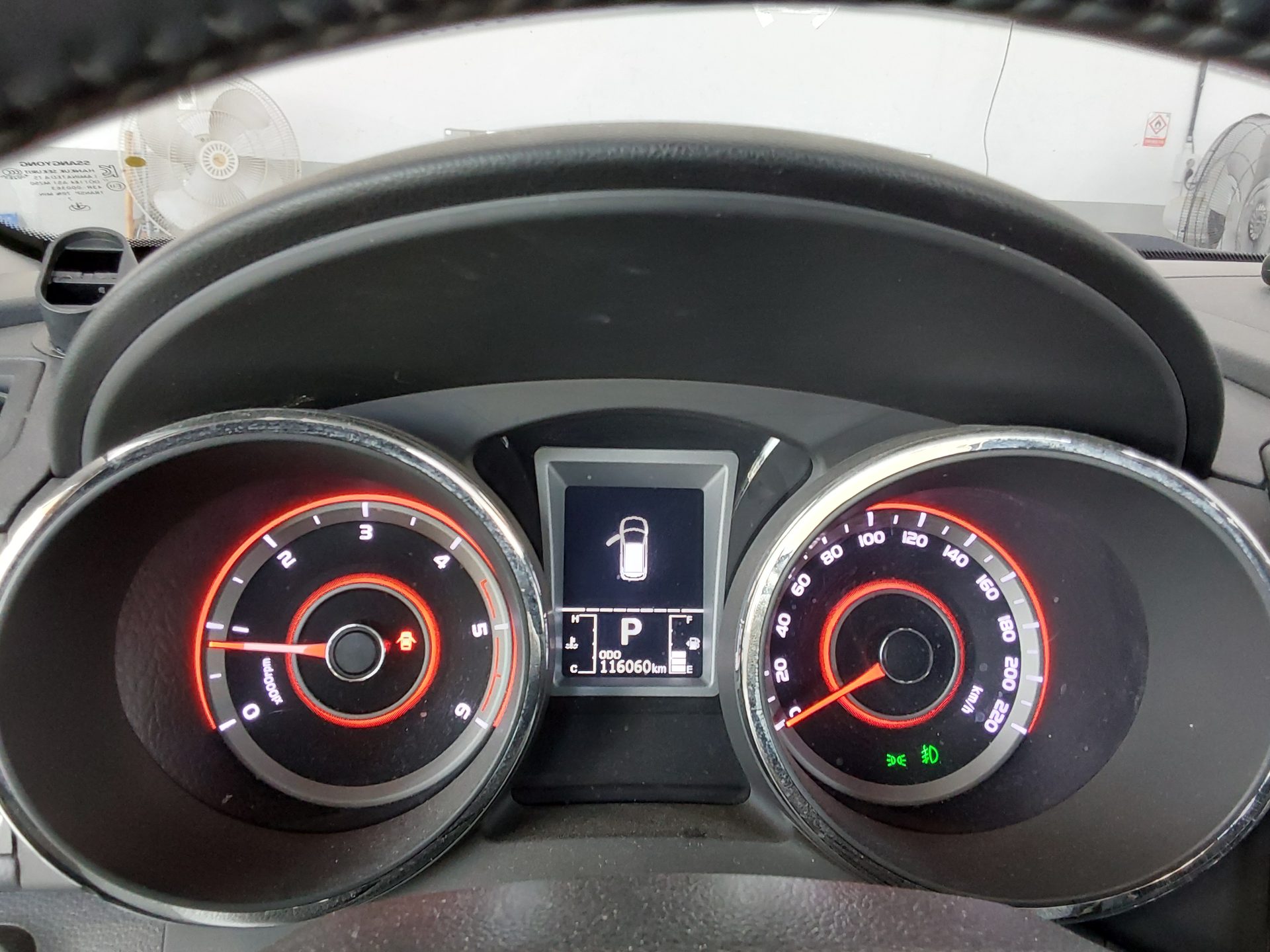 KG Mobility Tivoli 2018 - Image 8