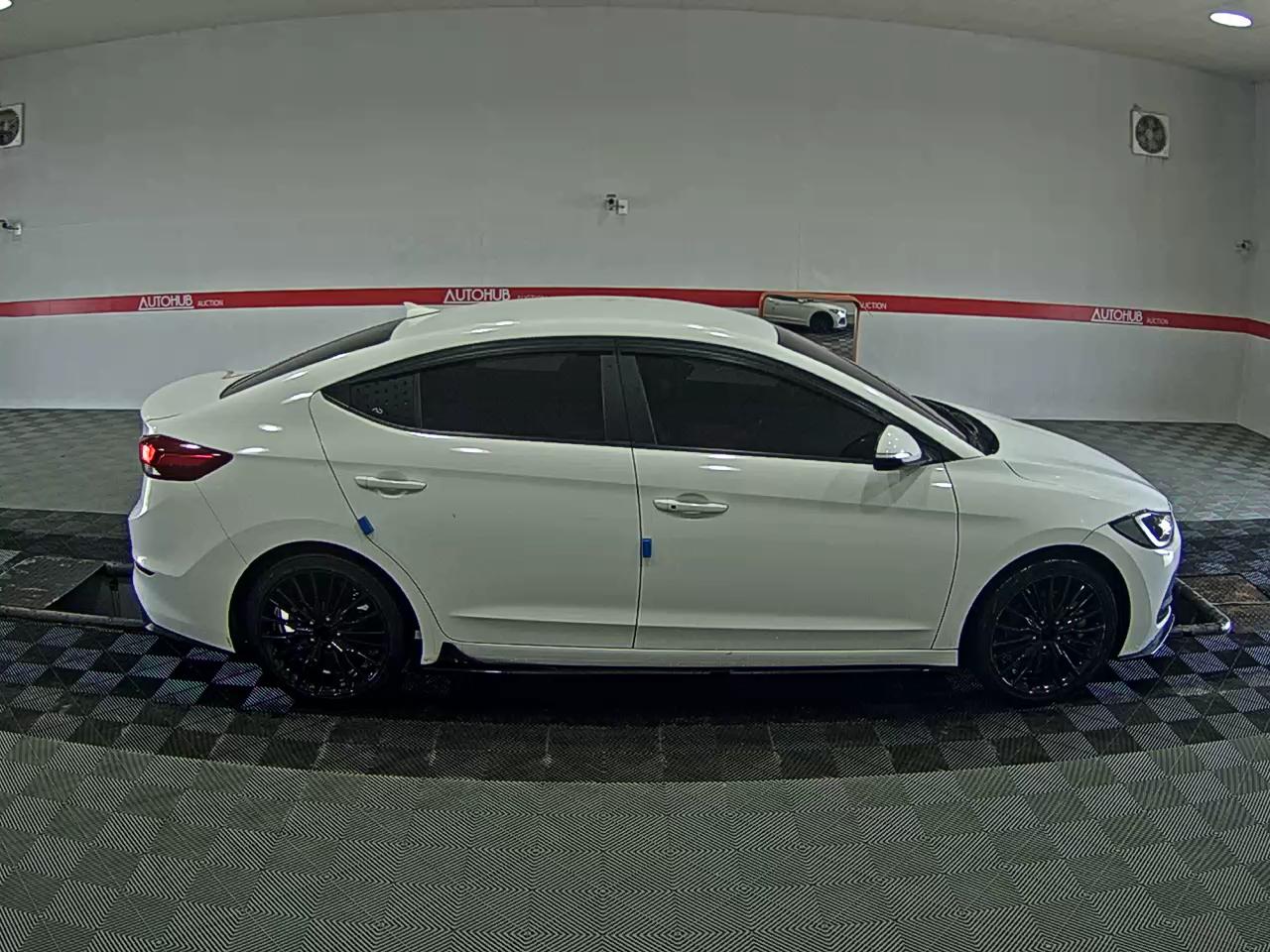 هيونداي إلانترا 2018 - صورة 3