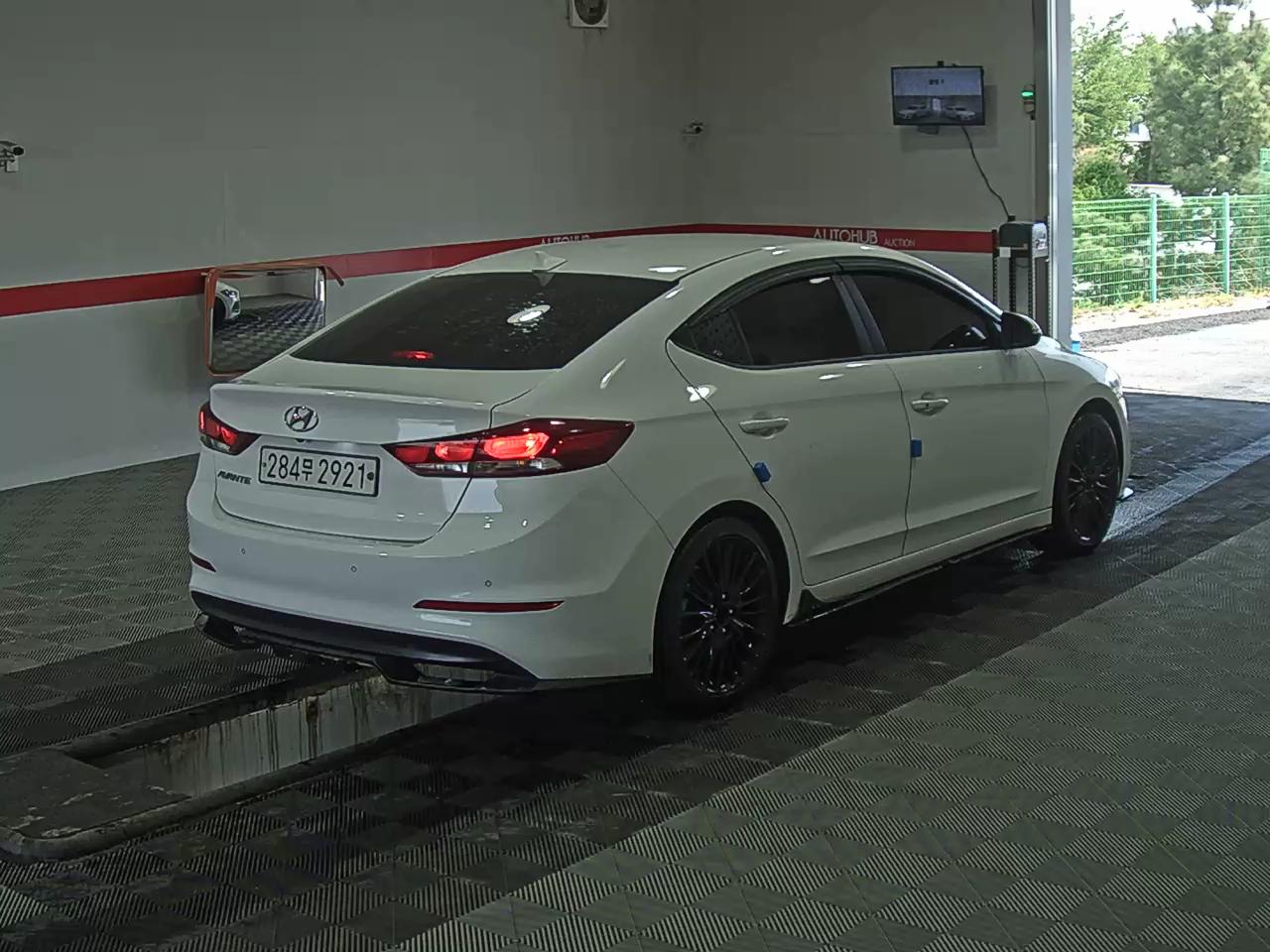 هيونداي إلانترا 2018 - صورة 4