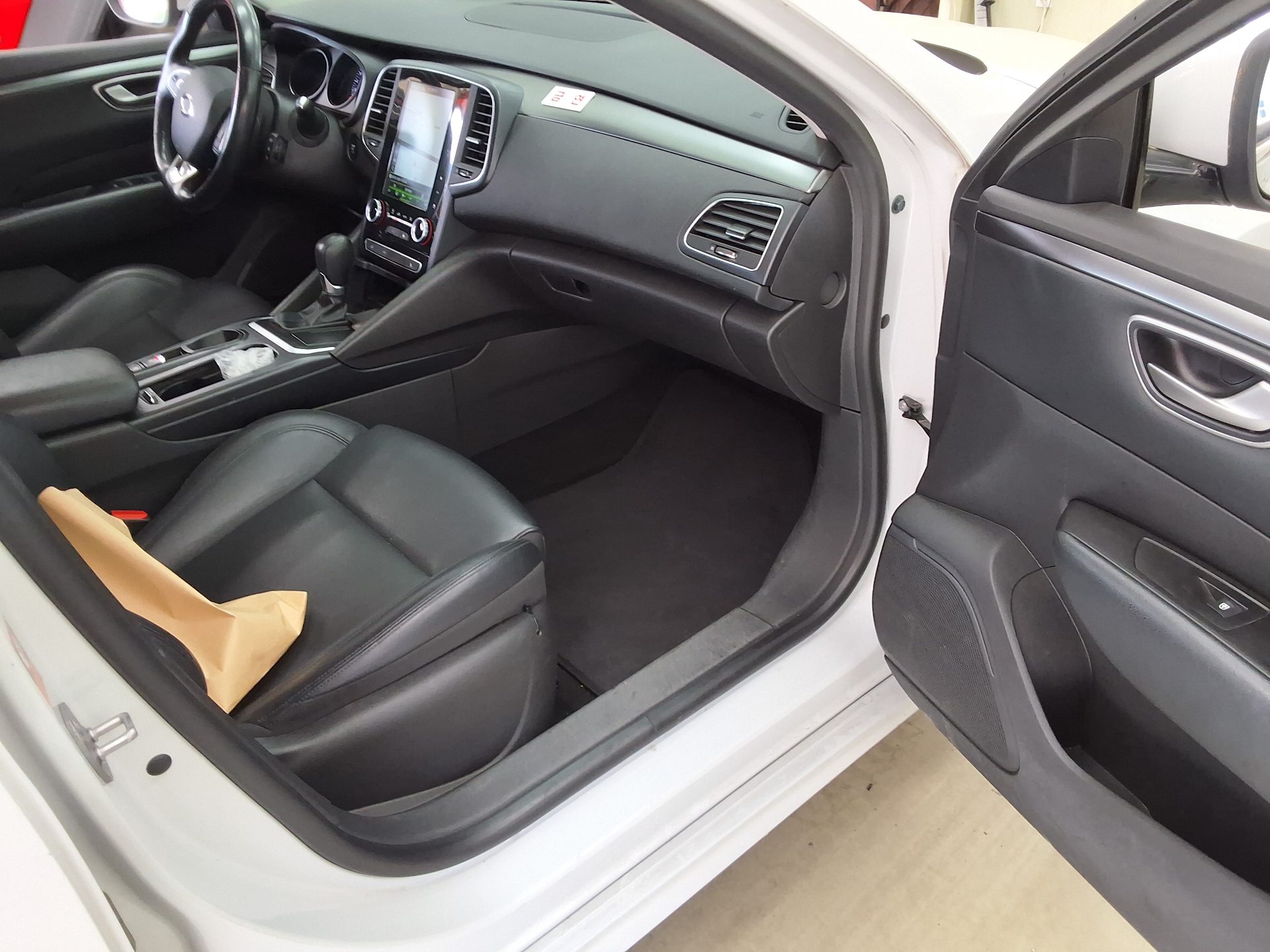 Renault Samsung SM6 2020 - Image 13