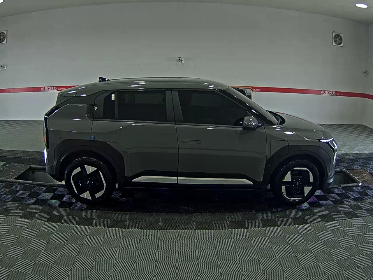 Kia EV3 - 3