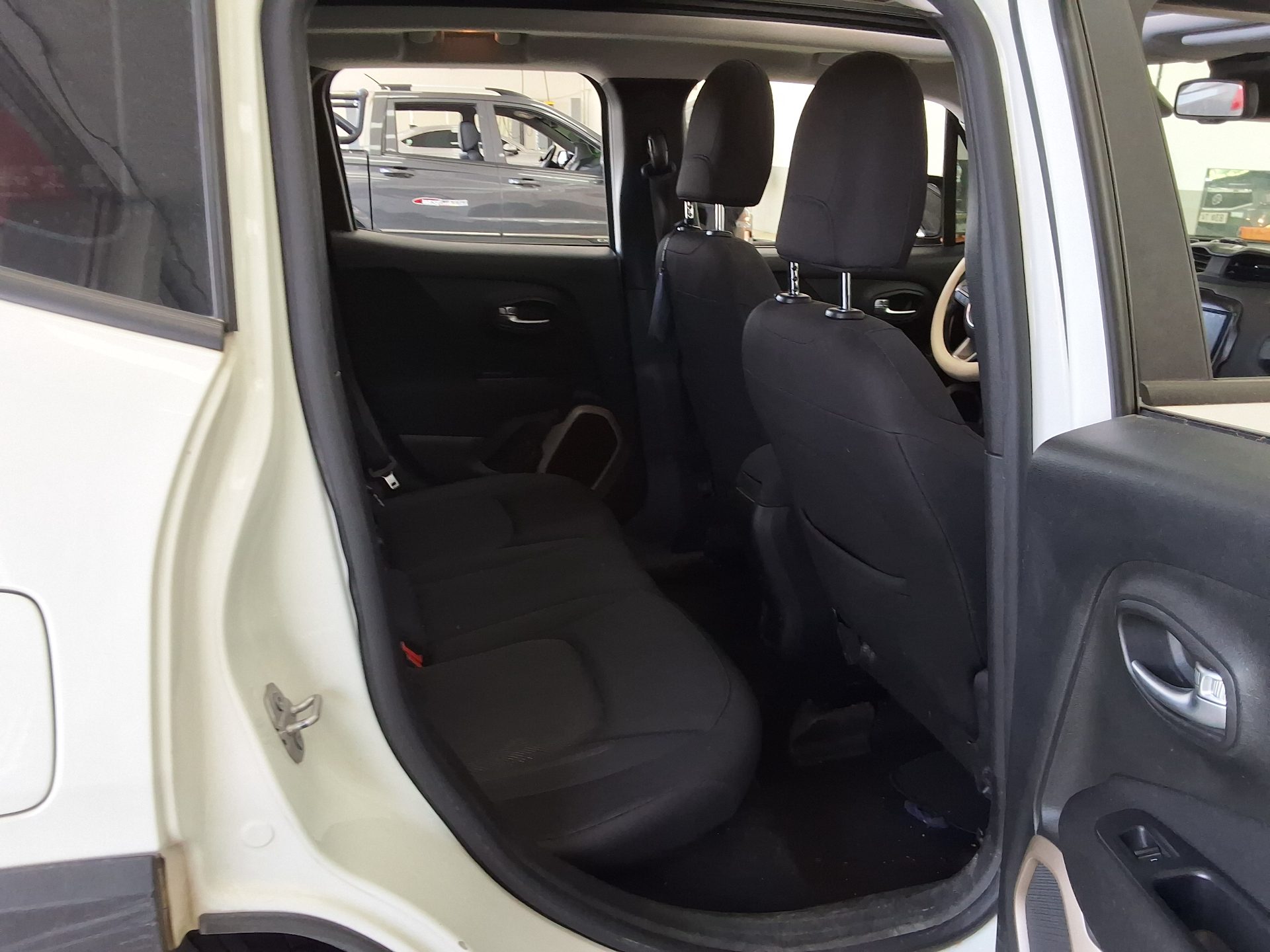 JEEP 레네게이드 2016 - 이미지 12