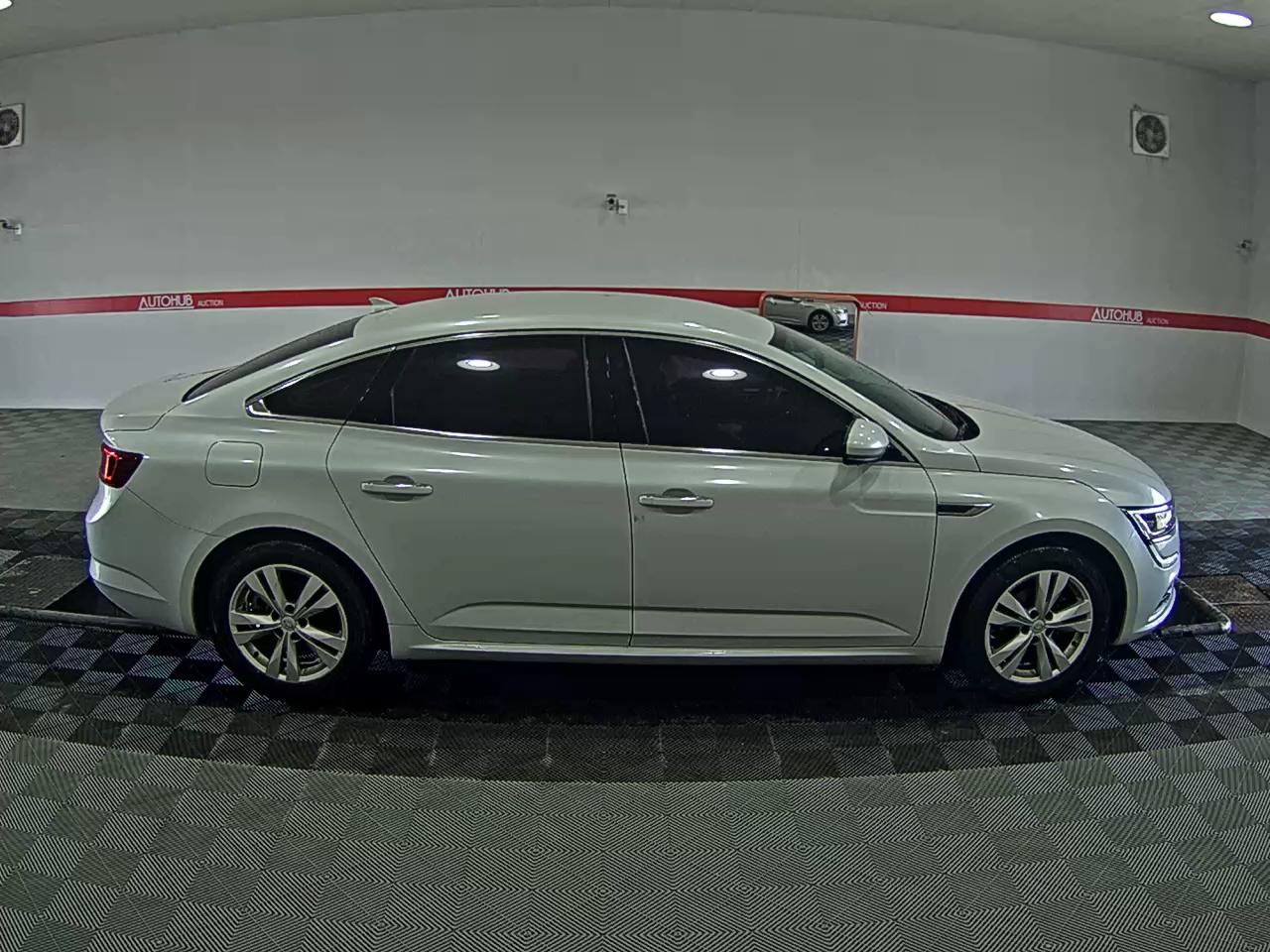 Renault Samsung SM6 2020 - Image 3