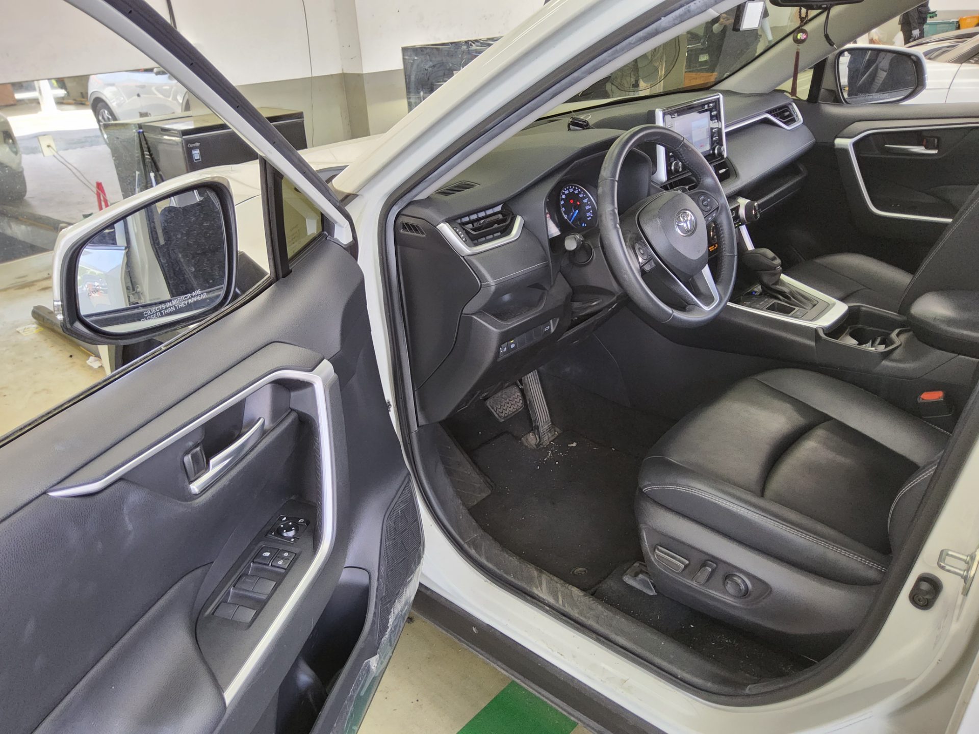 TOYOTA RAV4 2020 - 이미지 9