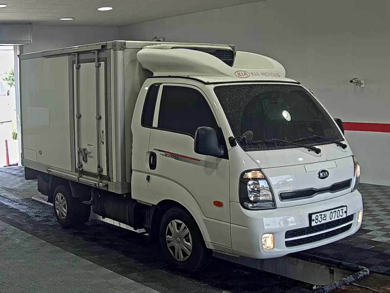 Chrysler Cargo - 2