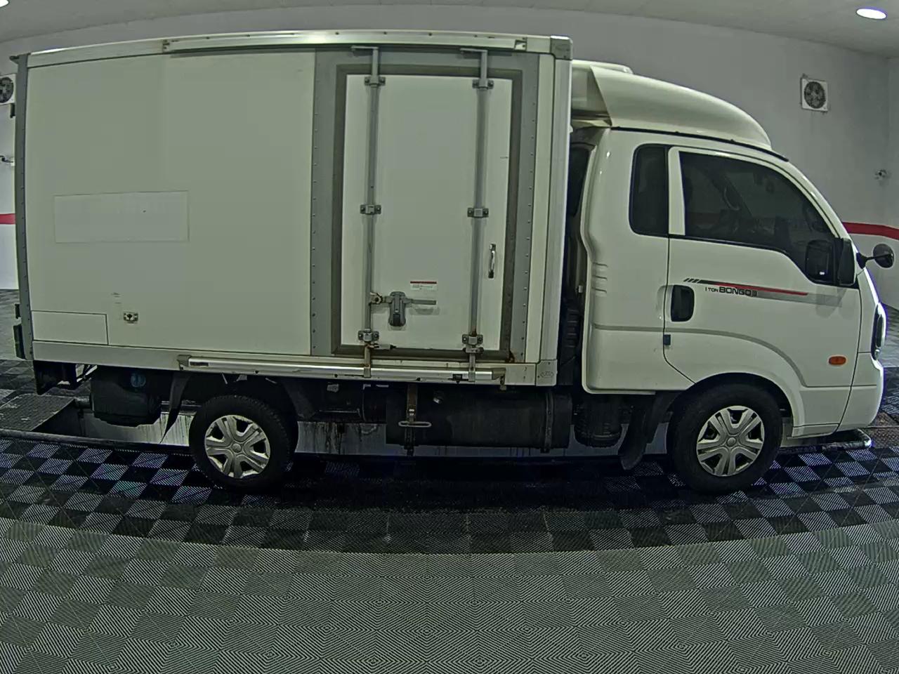 Chrysler Cargo - 3