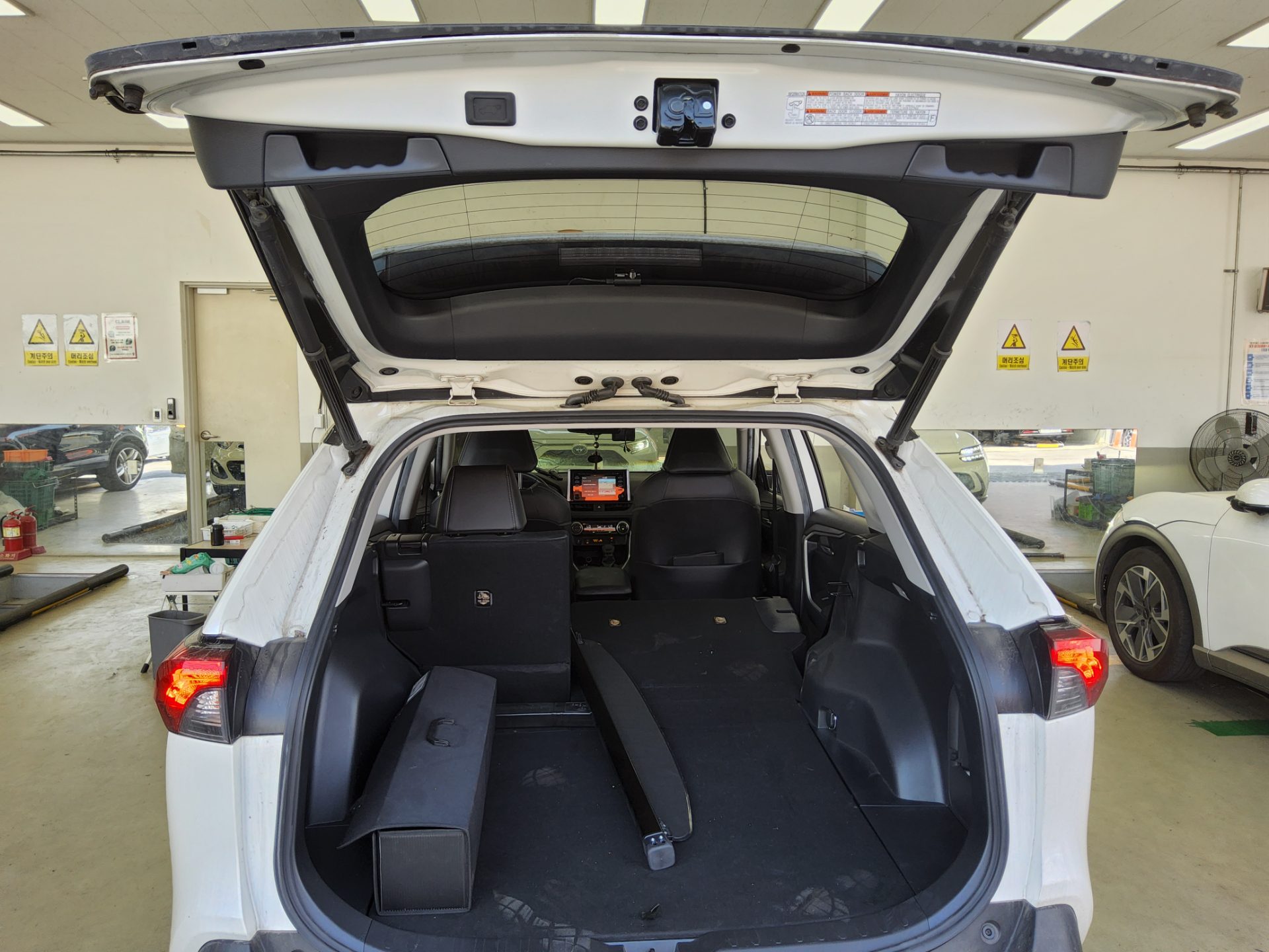 TOYOTA RAV4 2020 - 이미지 14