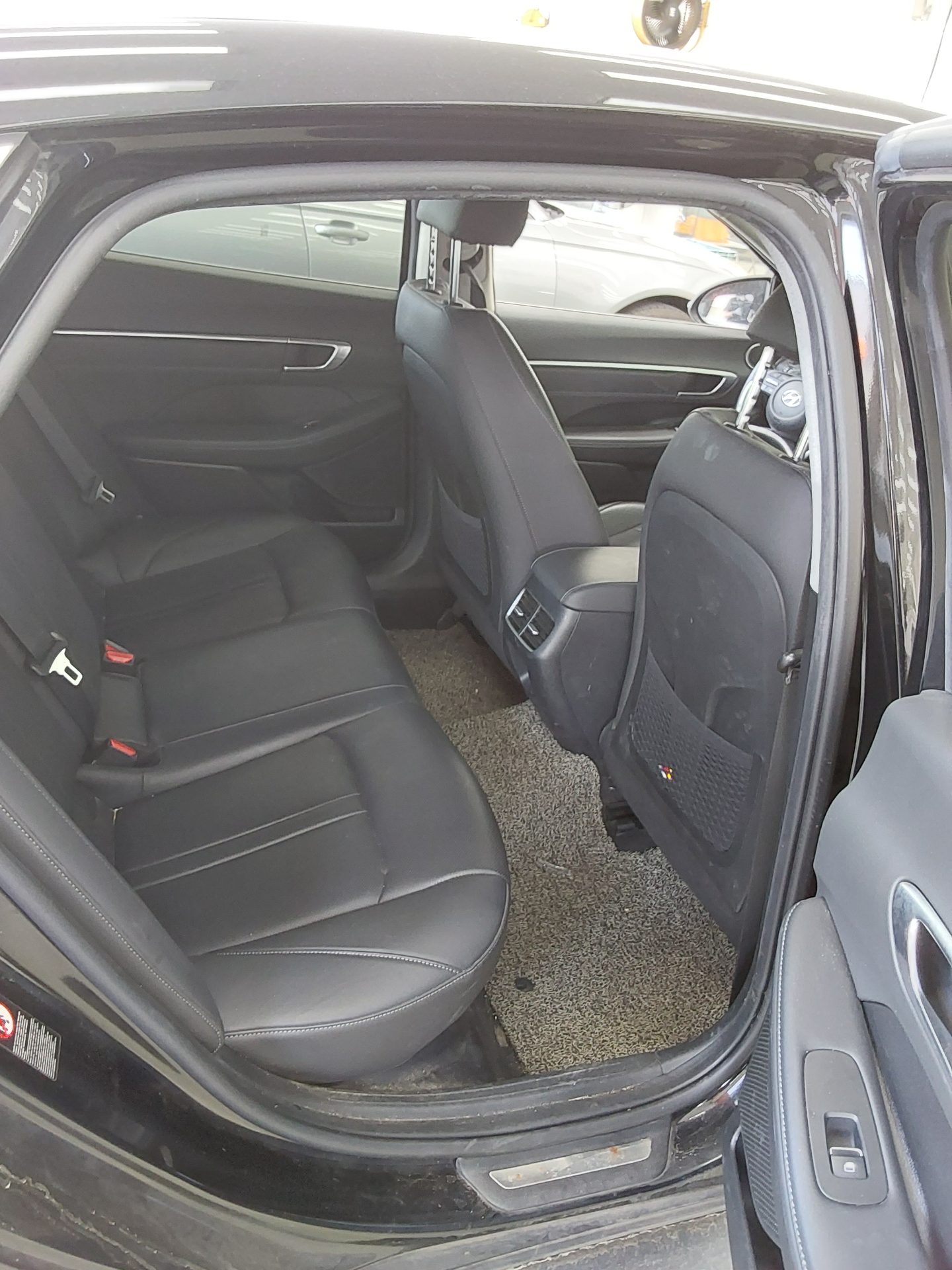 Hyundai Sonata 2022 - Image 12