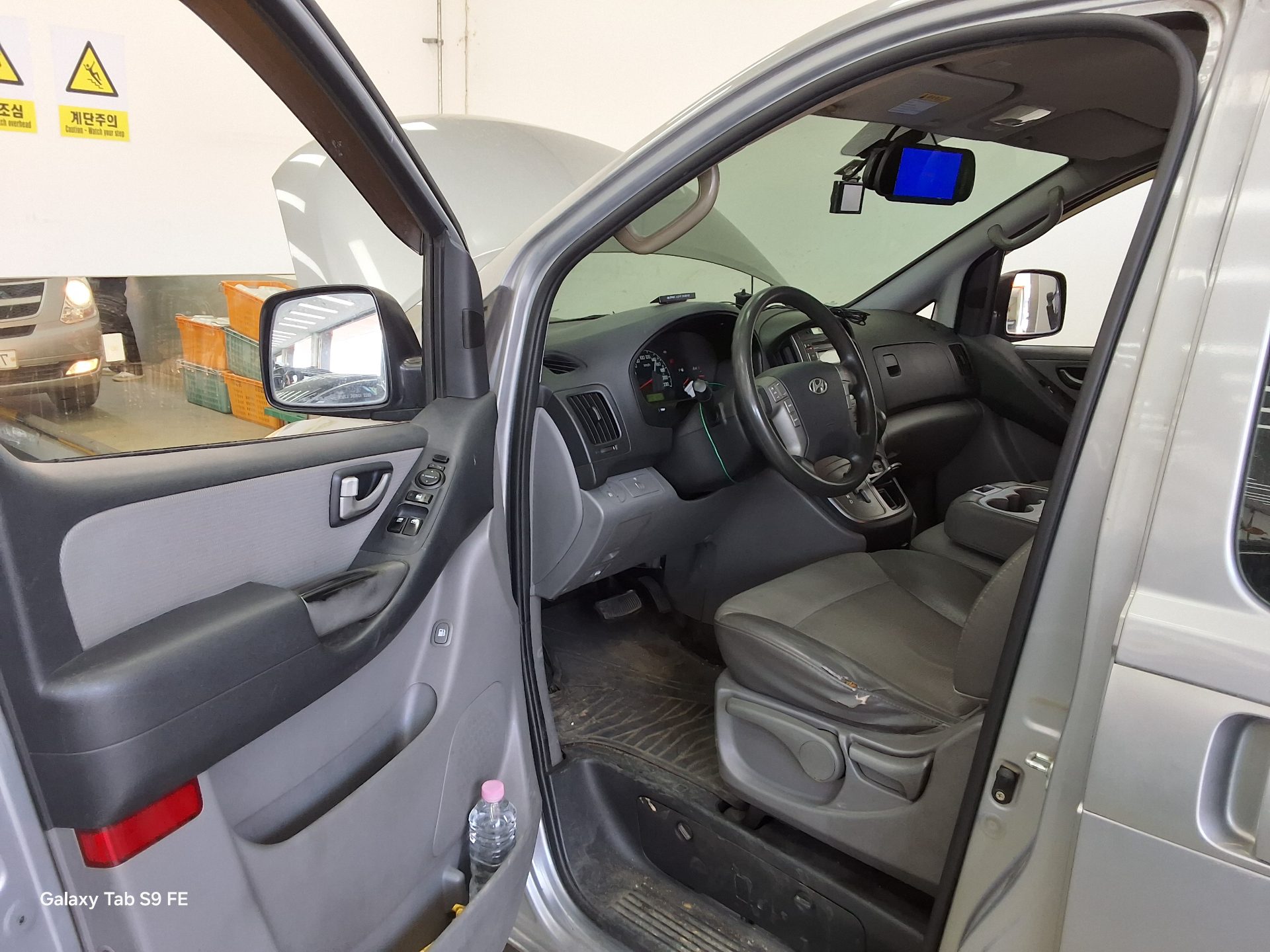 Hyundai Grand Starex 2011 - Image 9