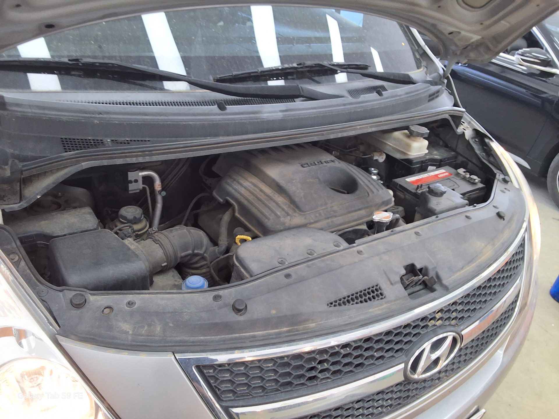 Hyundai Grand Starex 2011 - Image 18