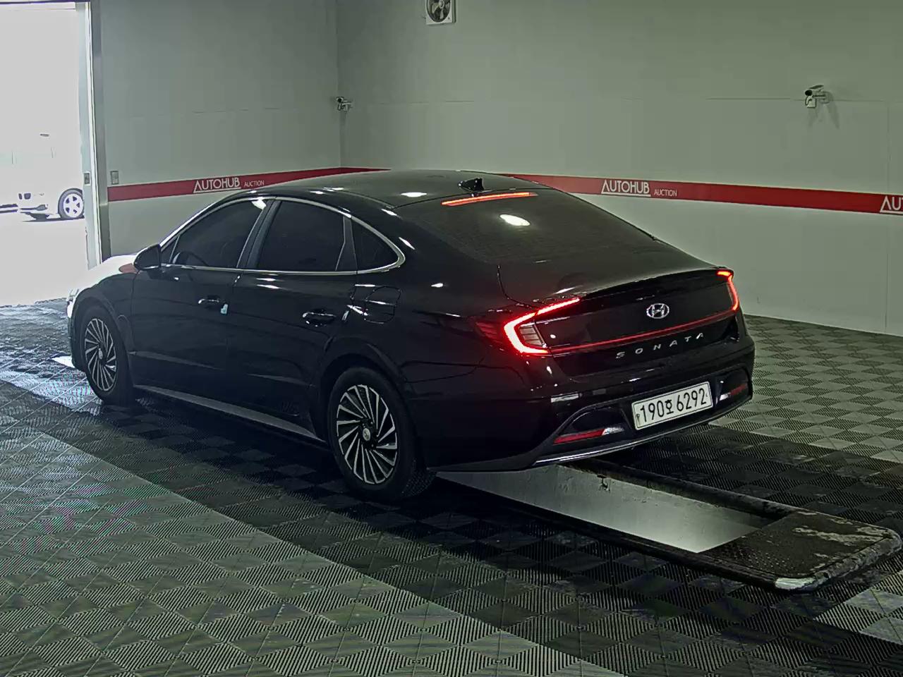 Hyundai Sonata 2022 - Image 5