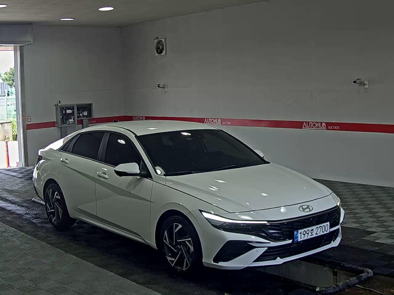 2025 - hyundai avante