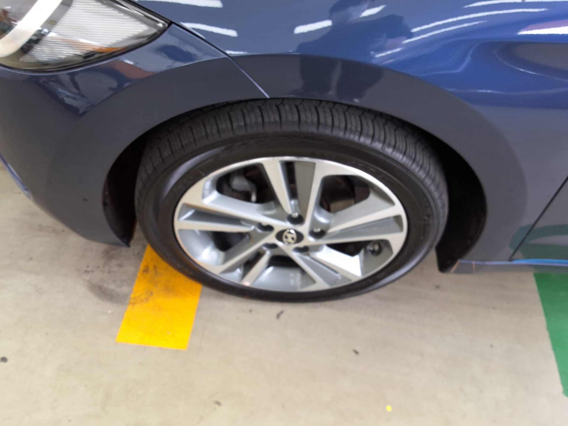 Hyundai Elantra 2018 - Image 18