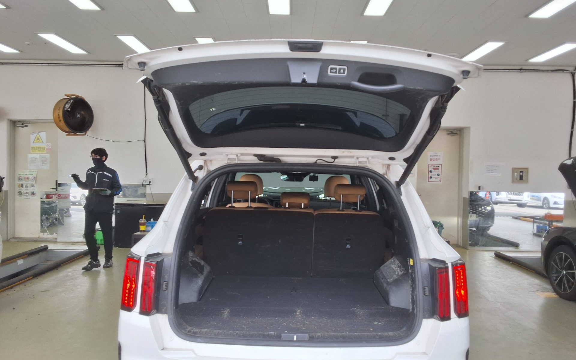 Kia Other 2022 - Image 14