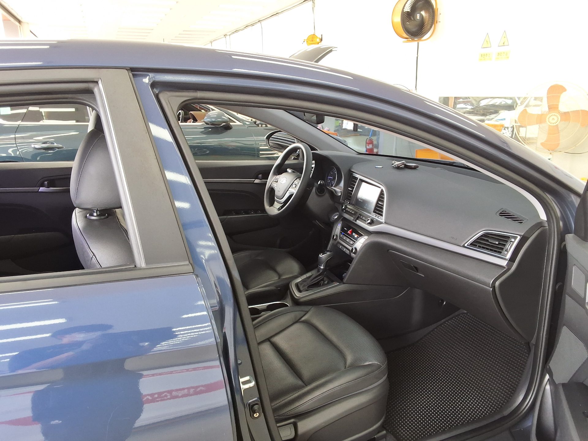 Hyundai Elantra 2018 - Image 14