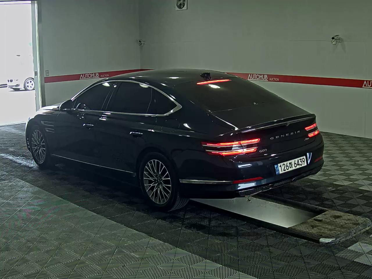 هيونداي جينيسيس 2022 - صورة 5