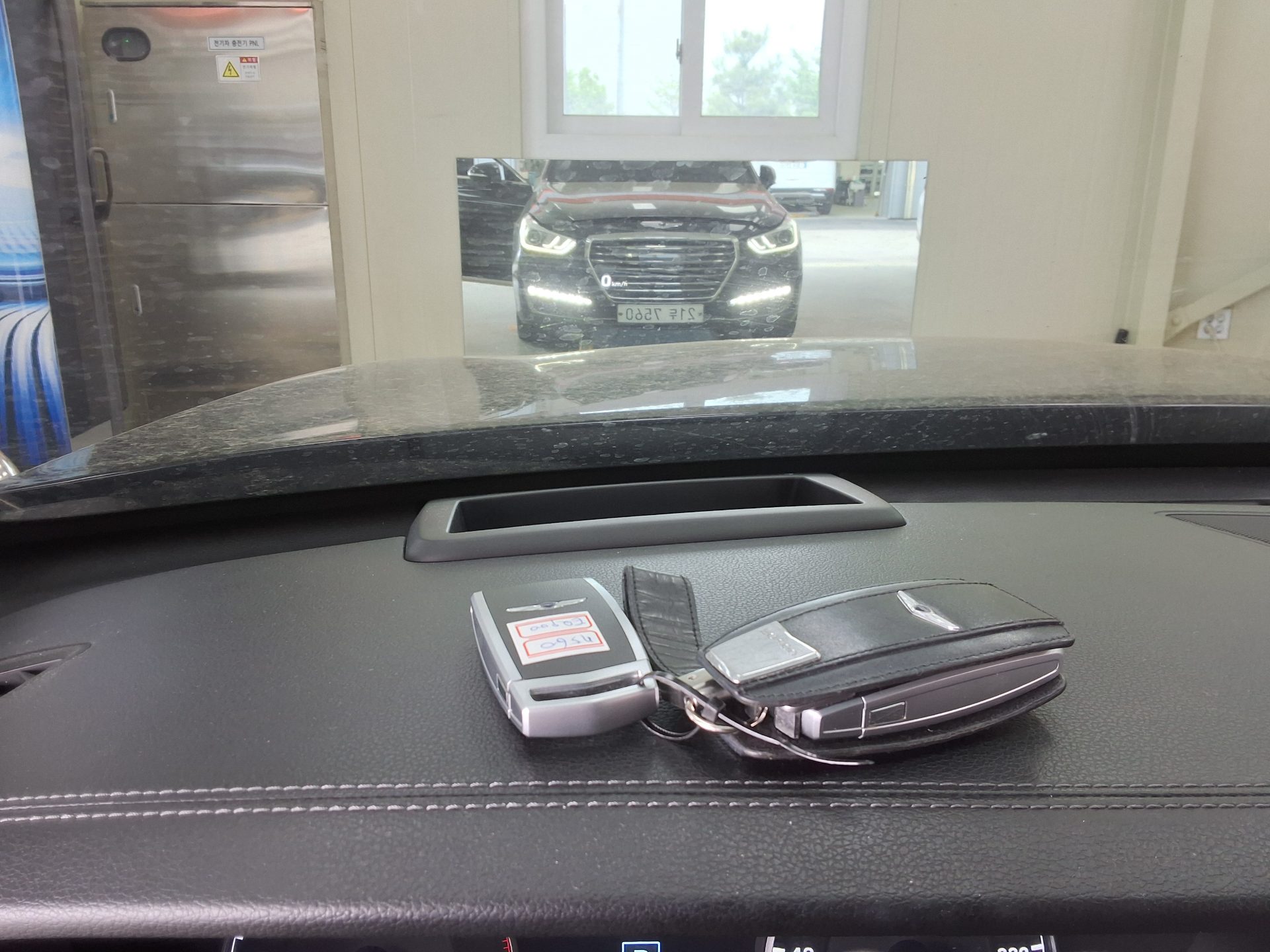 Hyundai Genesis EQ900 2017 - Image 17