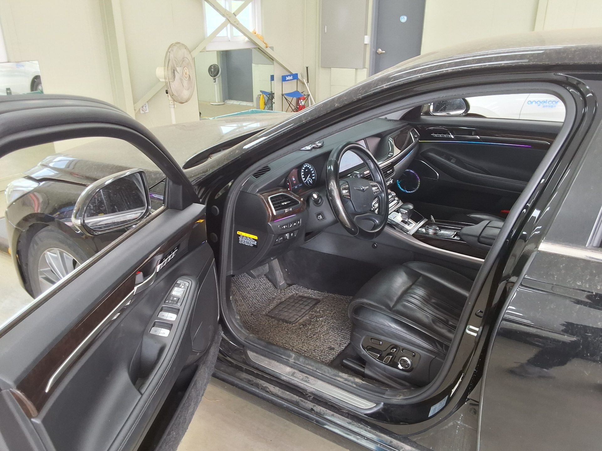 Hyundai Genesis EQ900 2017 - Image 9