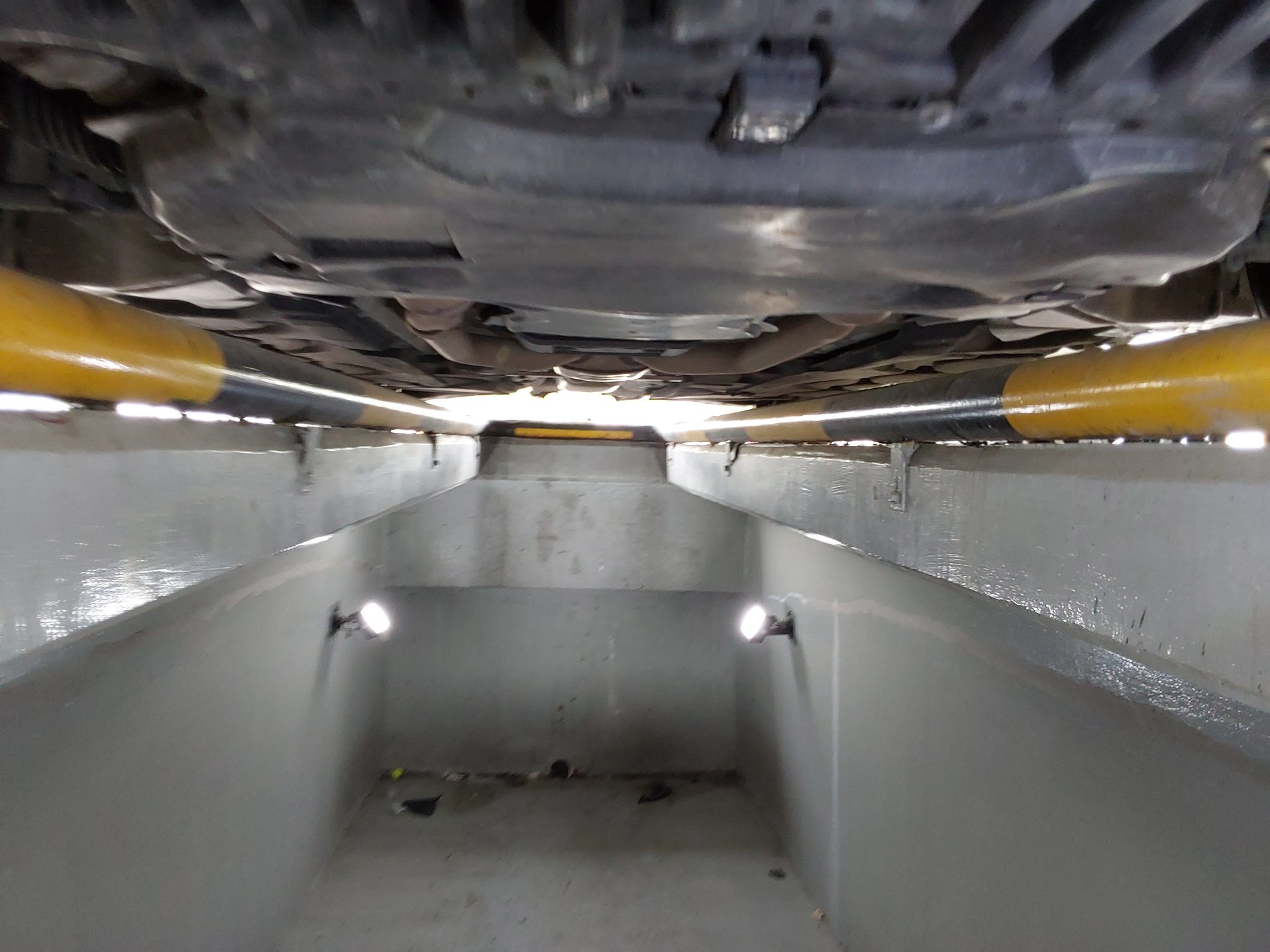 Mercedes-Benz E-Class 2015 - Image 8