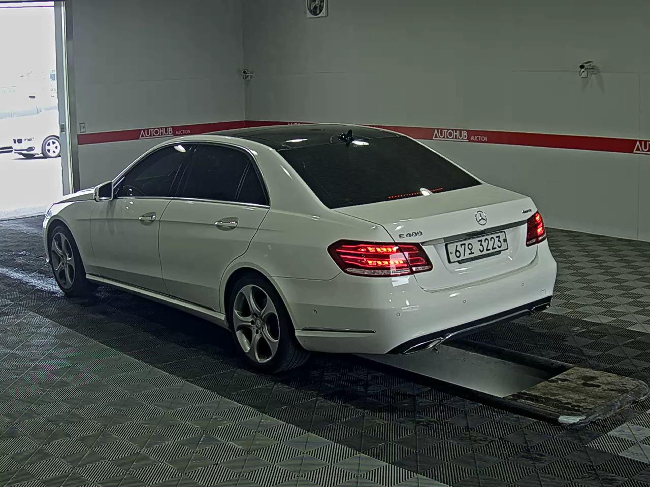 Mercedes-Benz E-Class 2015 - Image 5