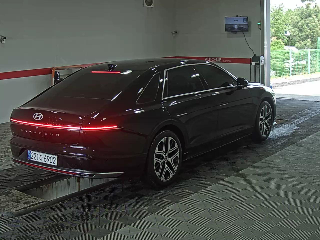 Hyundai Grandeur 2024 - Image 4