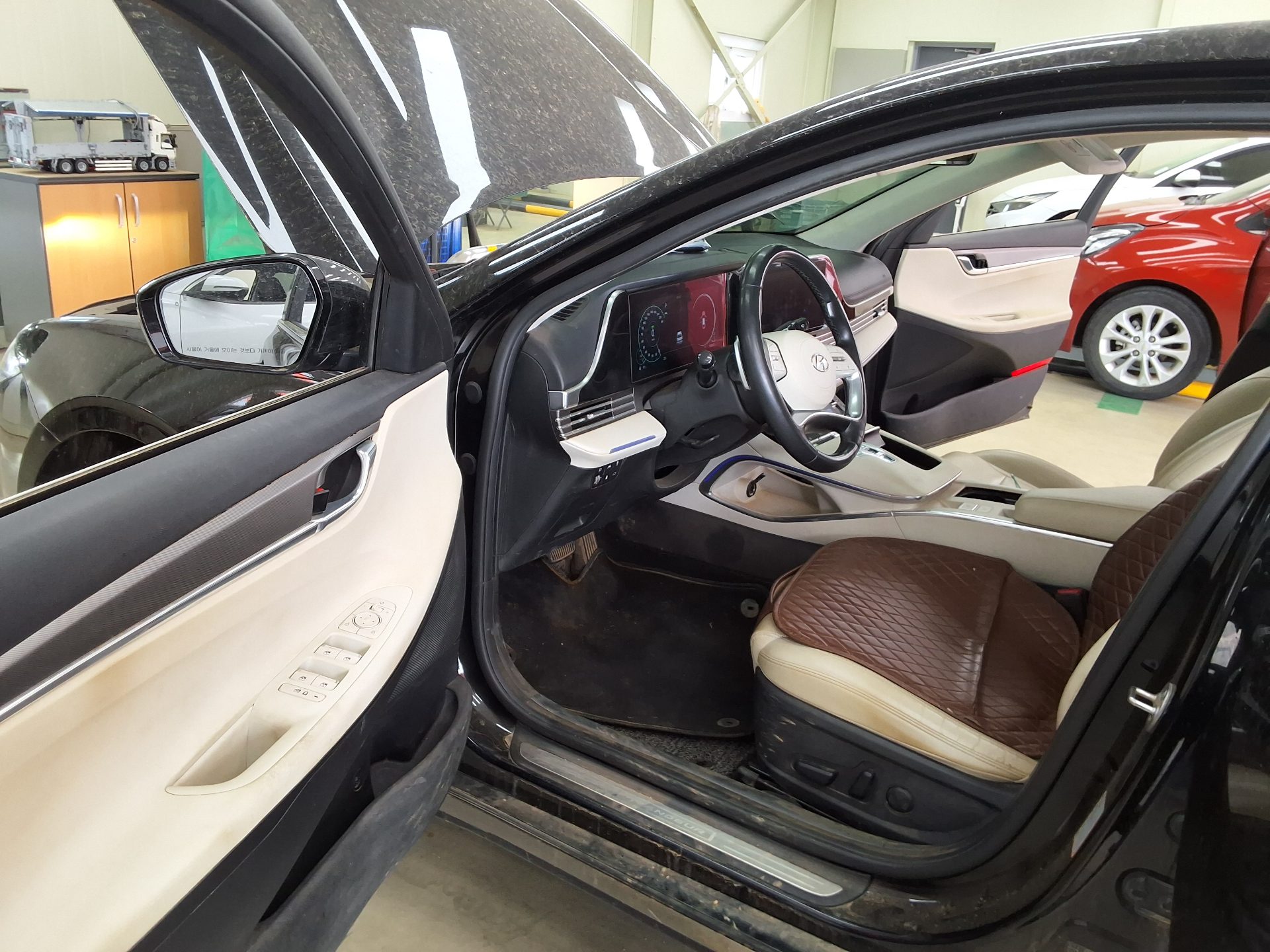 Hyundai Grandeur 2023 - Image 9