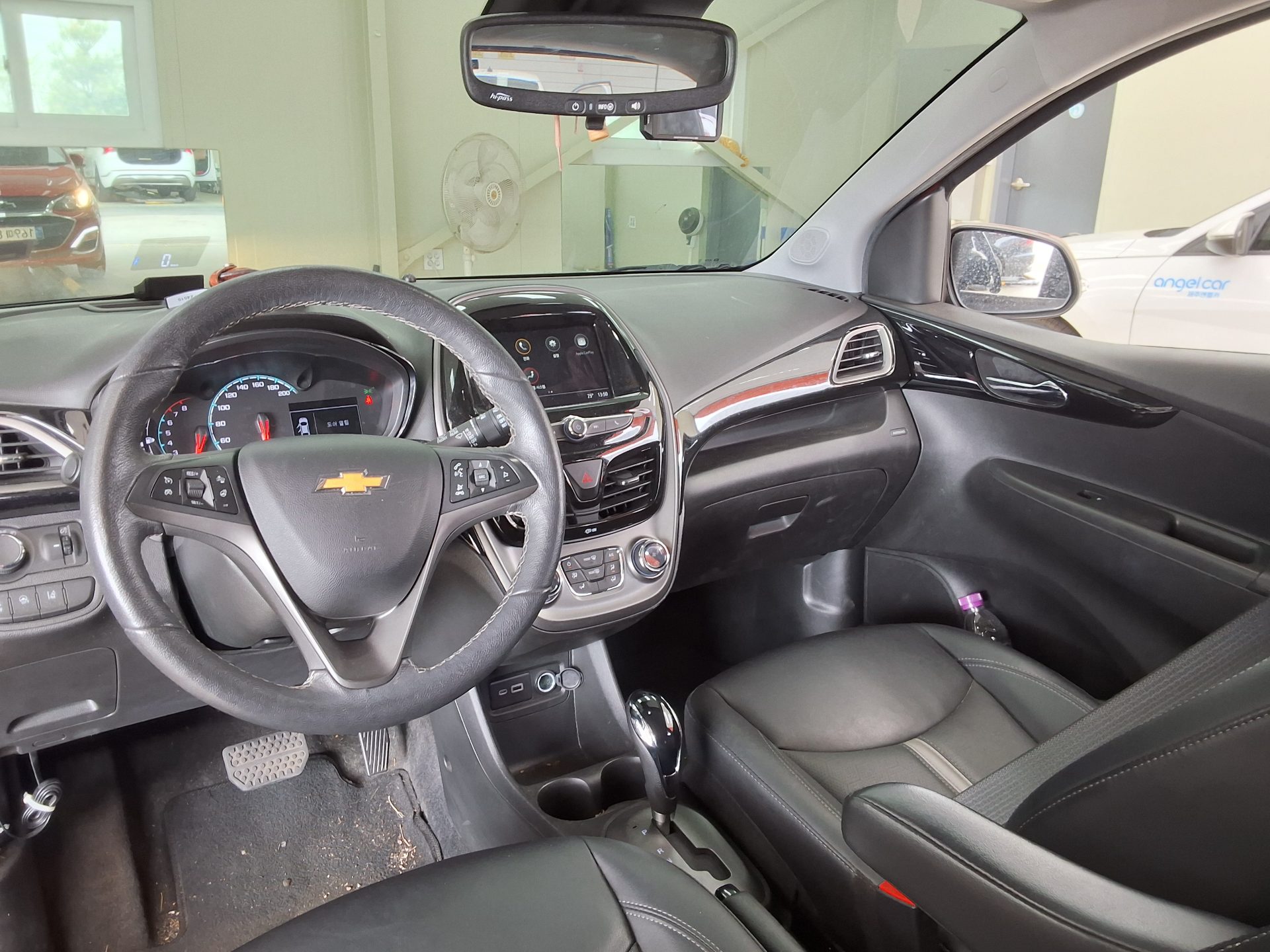 Chevrolet Spark 2021 - Image 17