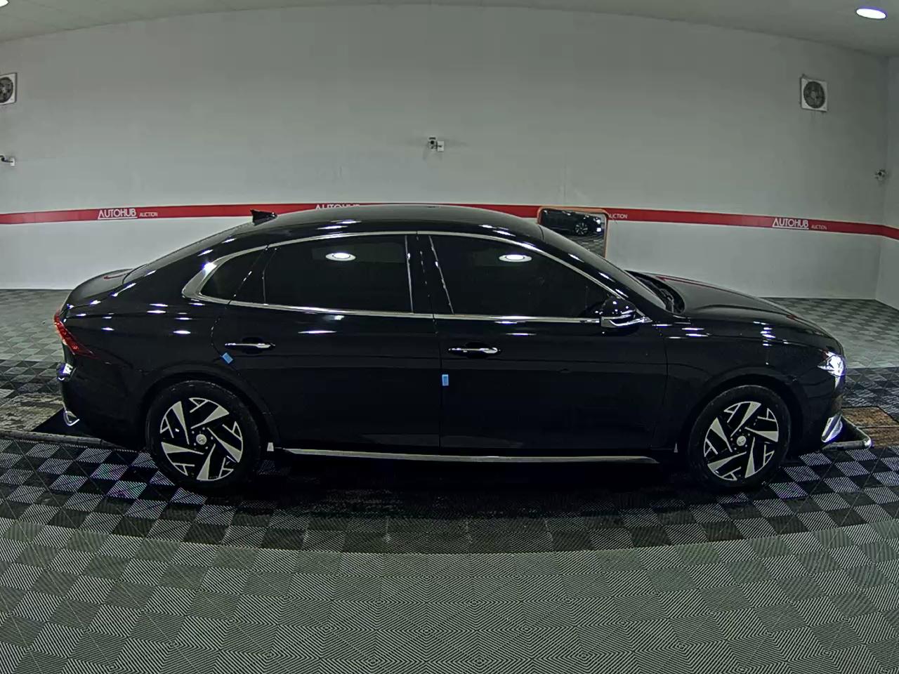 Hyundai Grandeur 2023 - Image 3