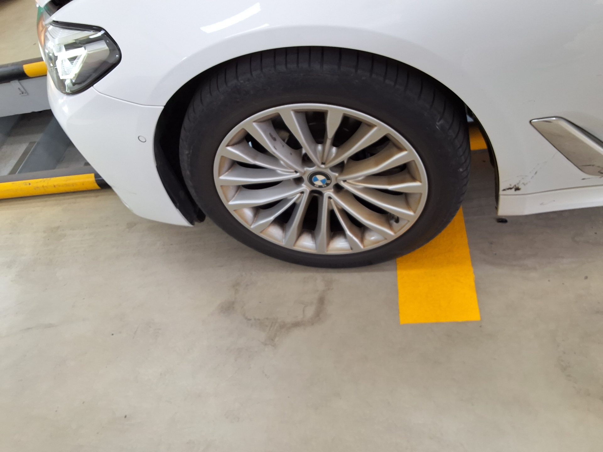 BMW 5 Series 2022 - Image 20