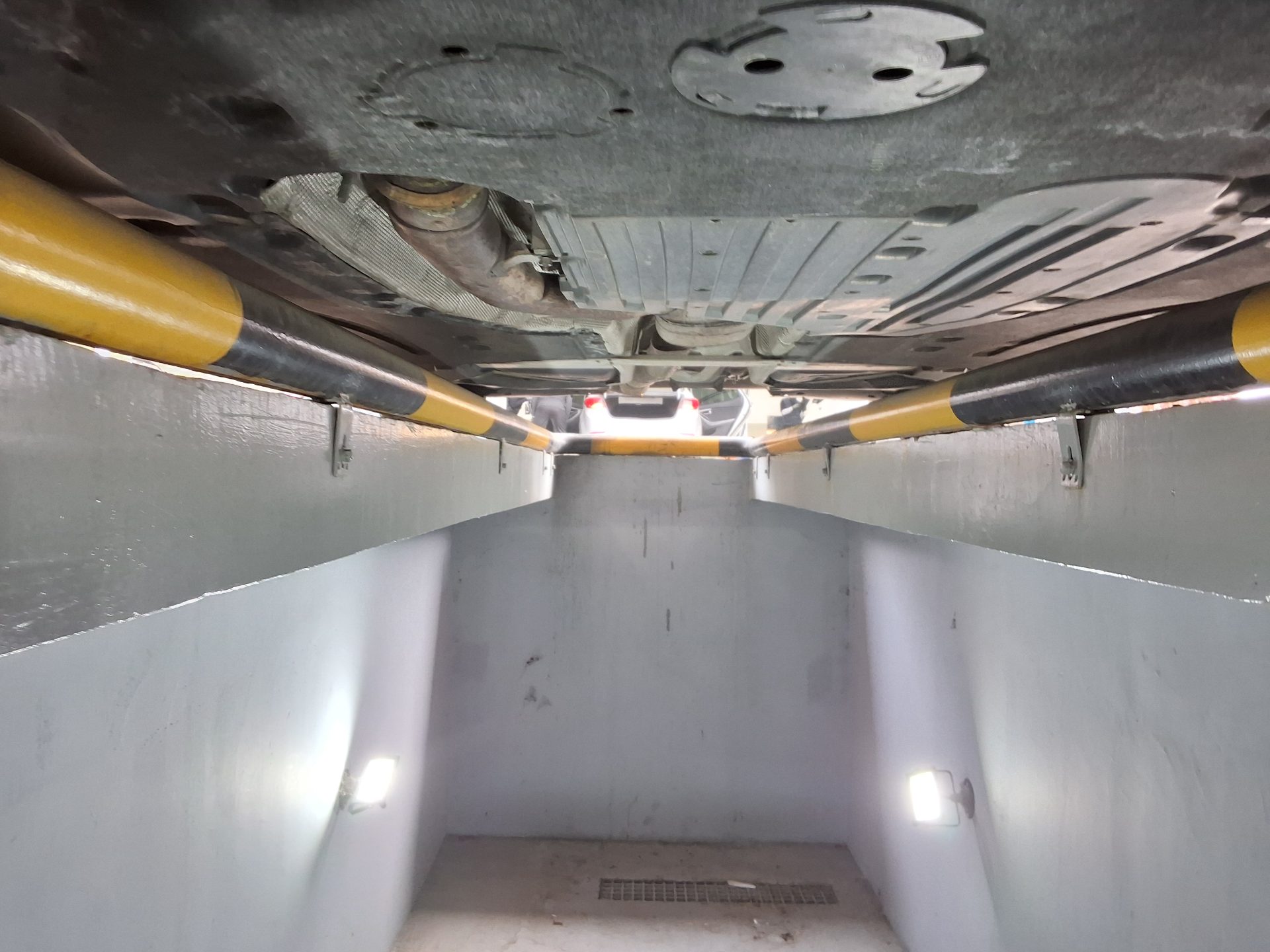 BMW 5 Series 2022 - Image 19