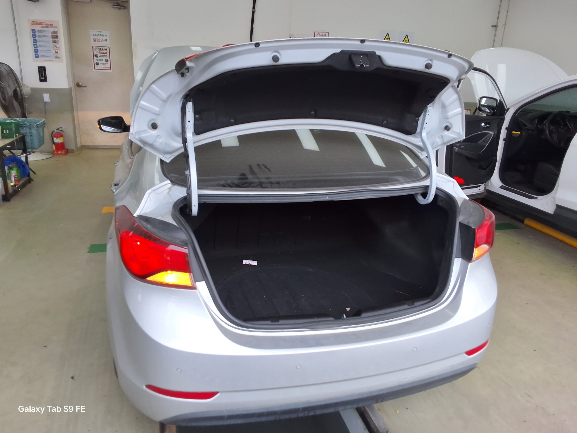 Hyundai Elantra 2014 - Image 14