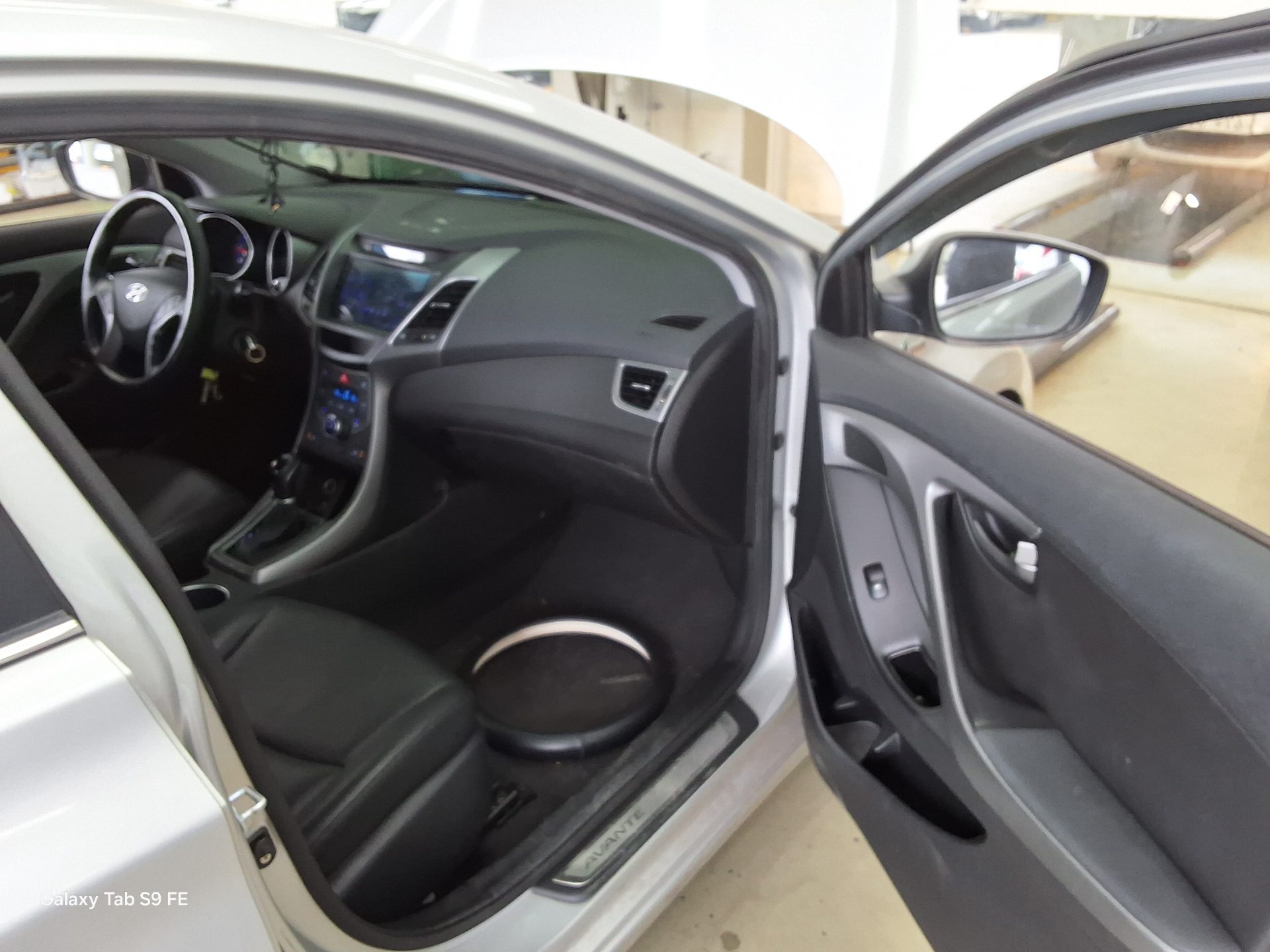 Hyundai Elantra 2014 - Image 13