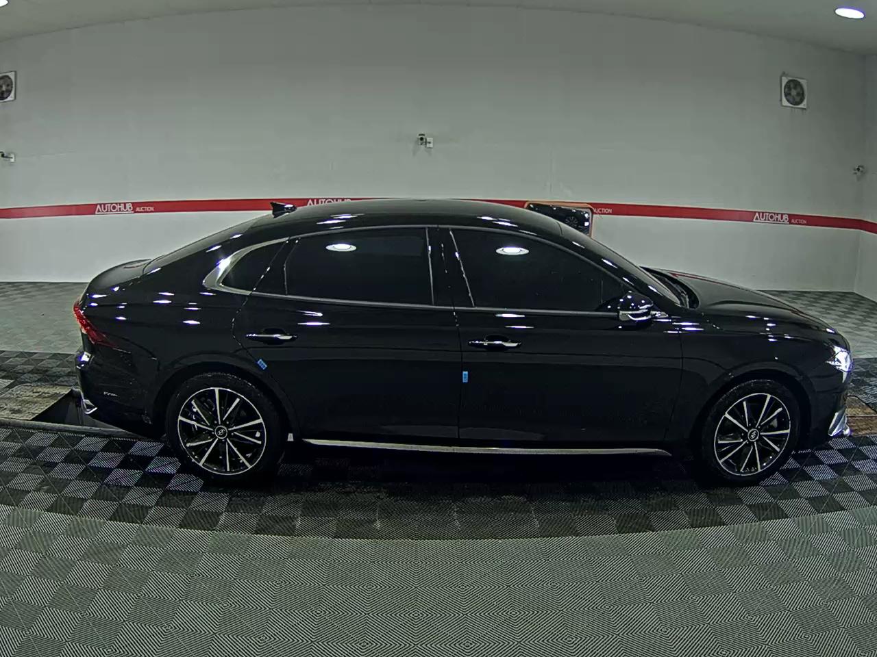 Hyundai Grandeur 2022 - Image 3