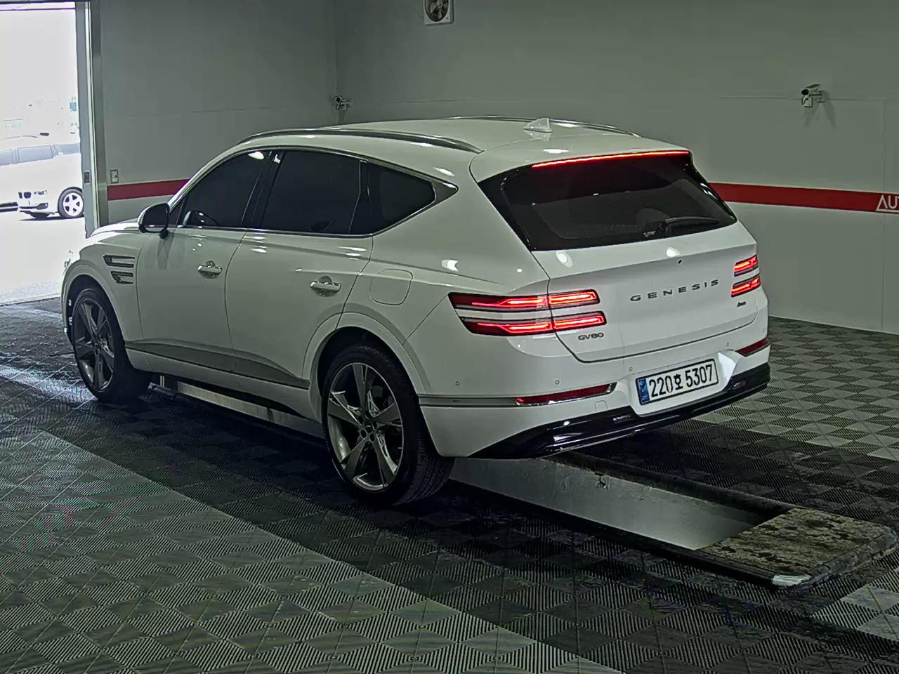 جينيسيس GV80 2023 - صورة 5