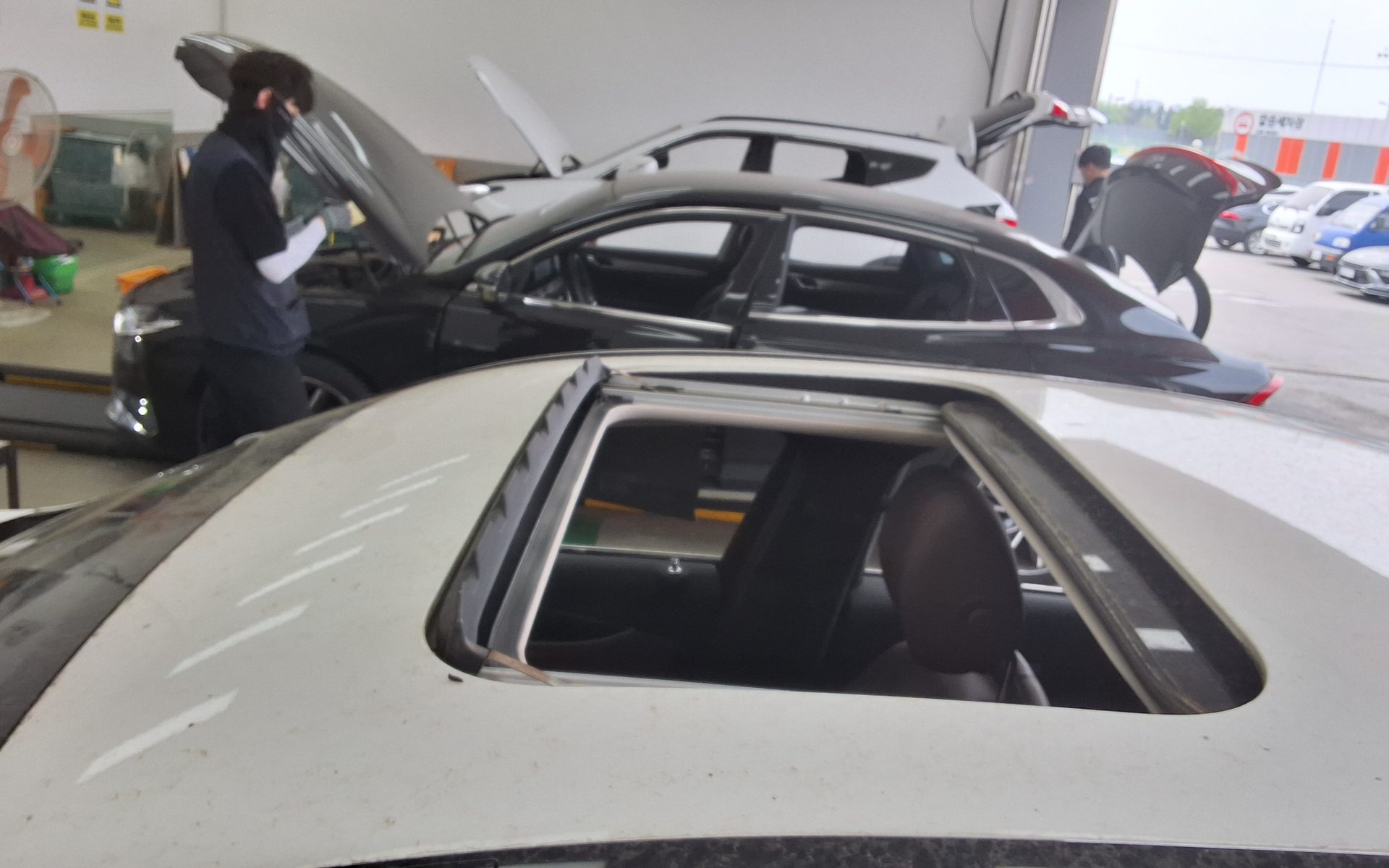 مرسيدس بنز إي كلاس 2019 - صورة 19