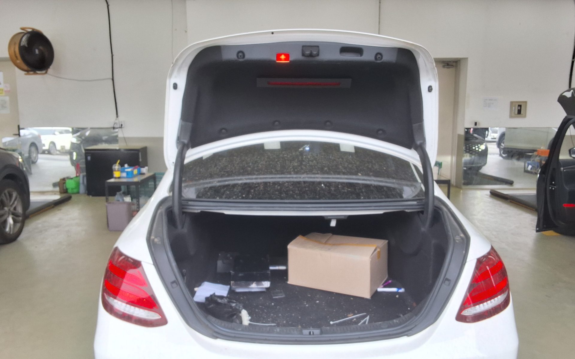 مرسيدس بنز إي كلاس 2019 - صورة 14