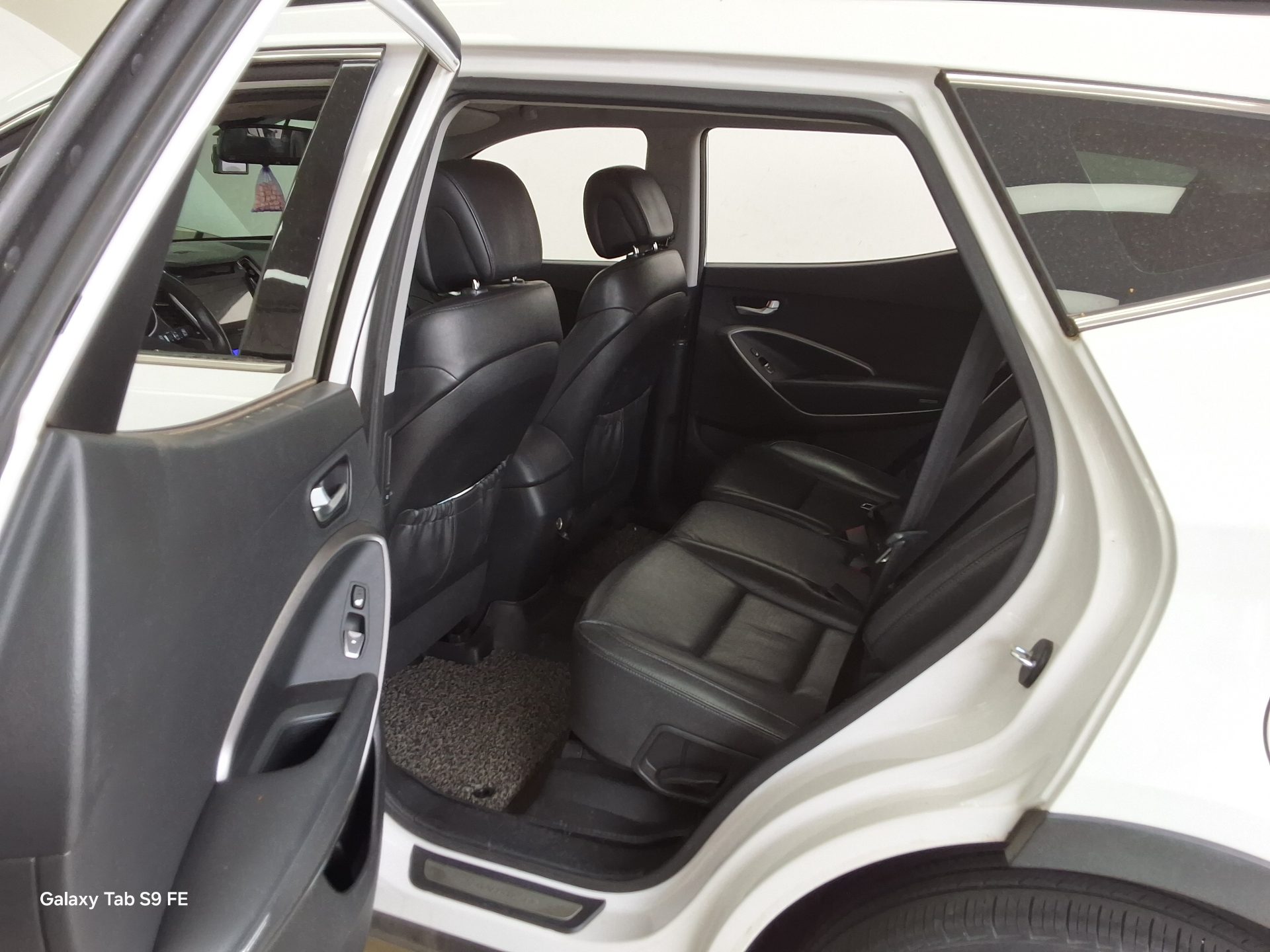 Hyundai Santa Fe 2013 - Image 11