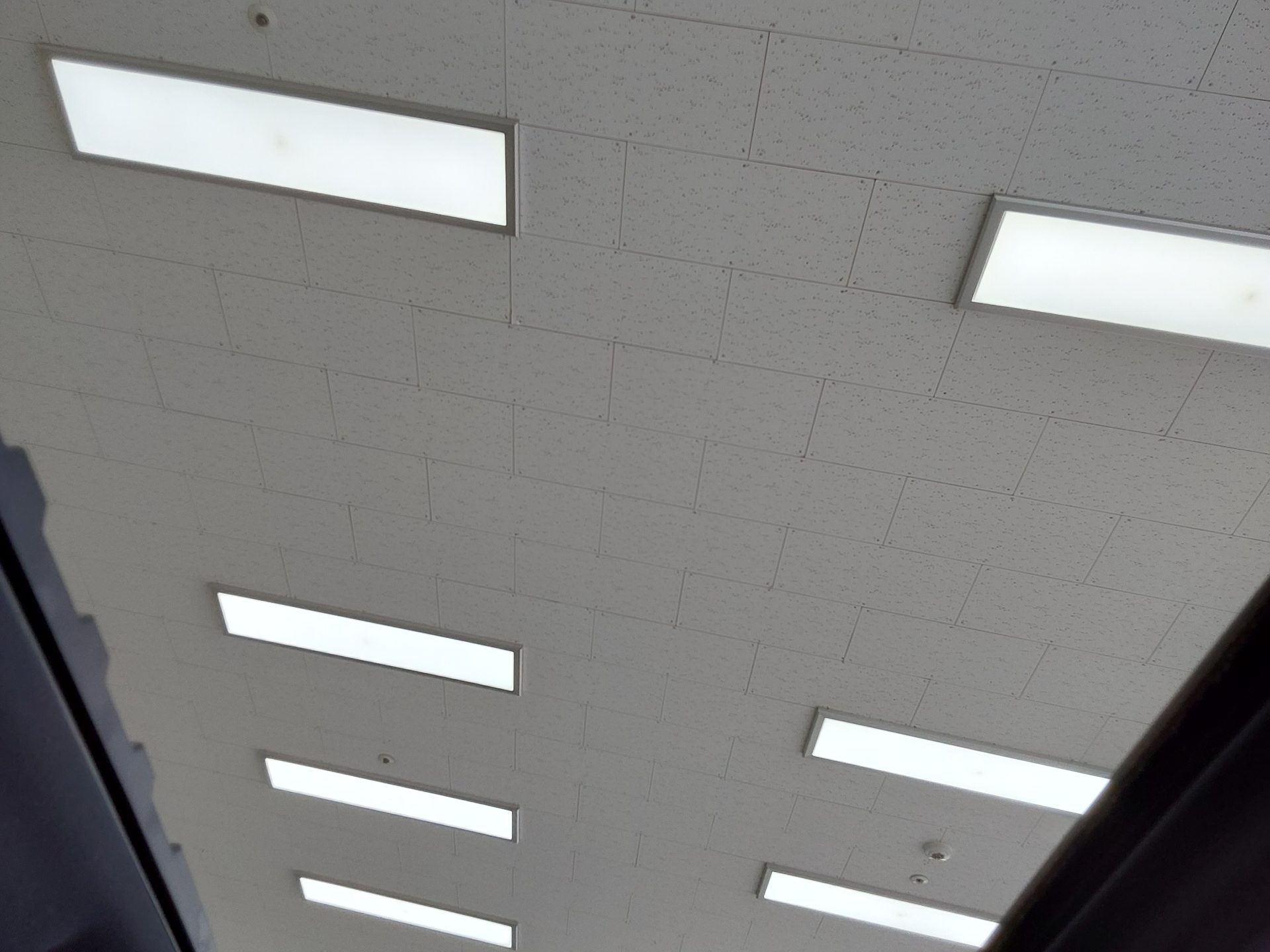 Mercedes-Benz E-Class 2014 - Image 17