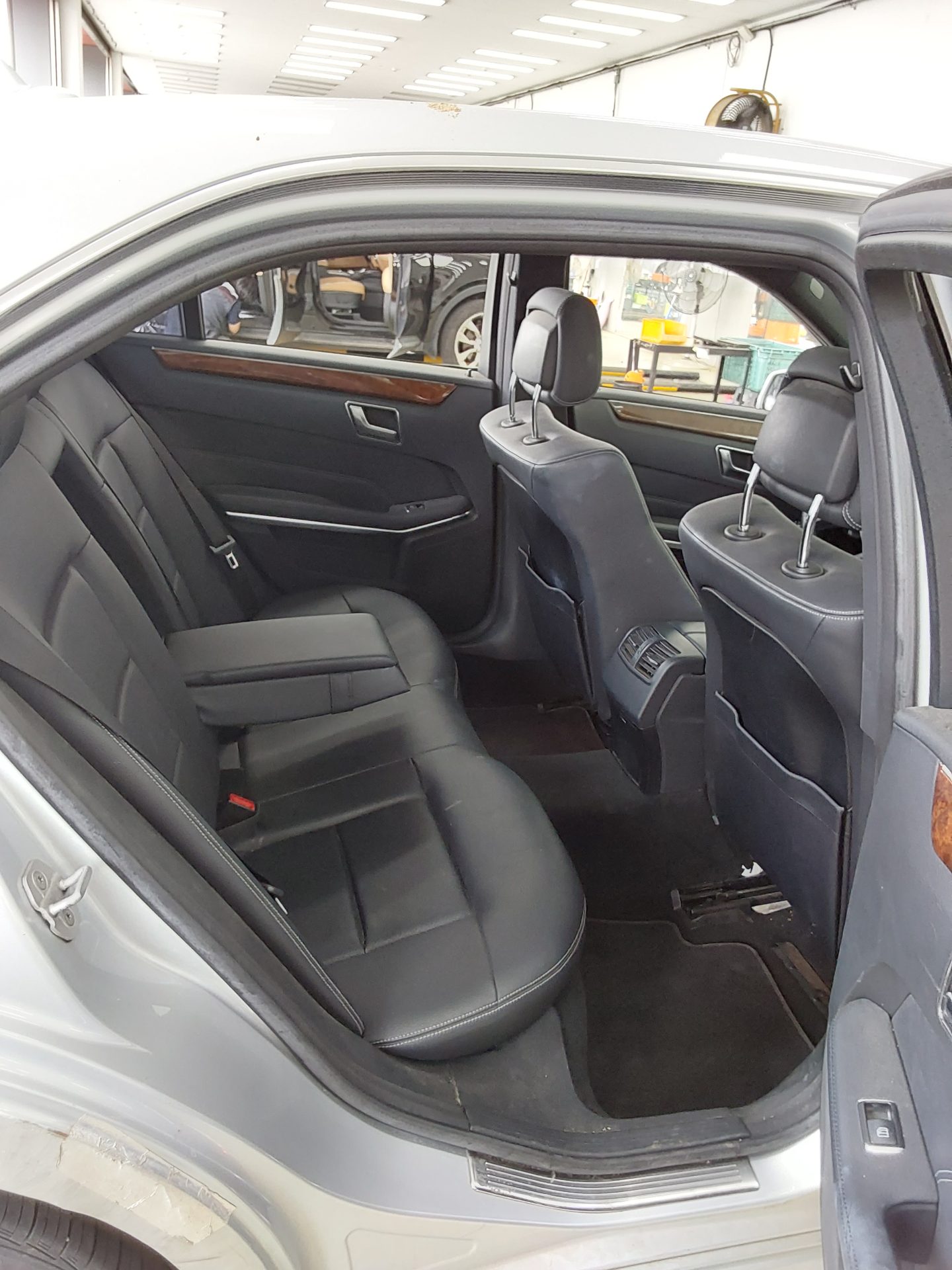 Mercedes-Benz E-Class 2014 - Image 12