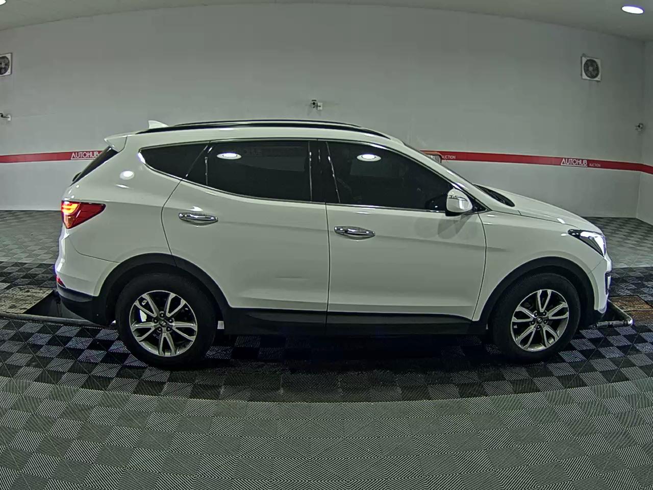Hyundai Santa Fe 2013 - Image 3