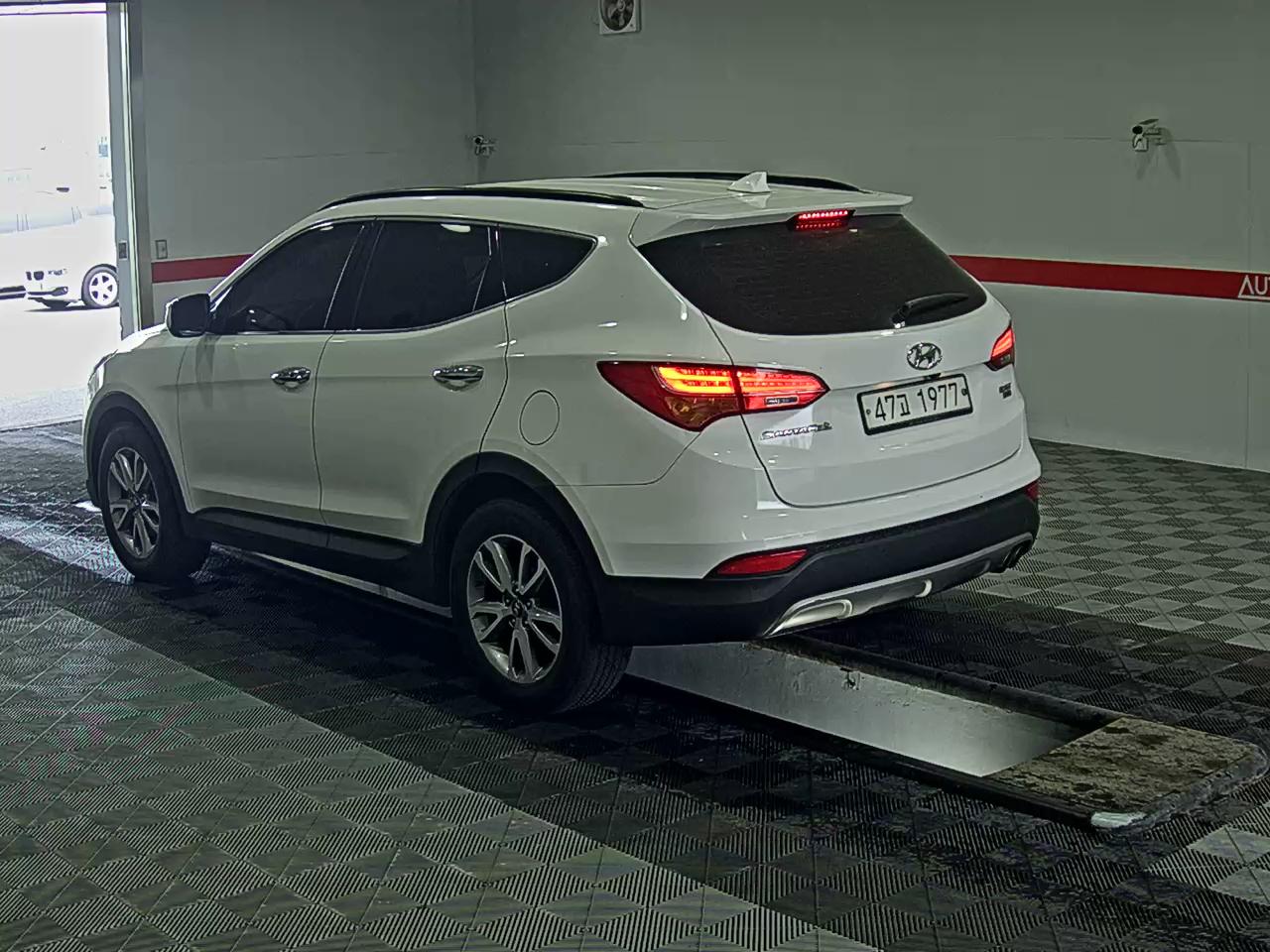 Hyundai Santa Fe 2013 - Image 5