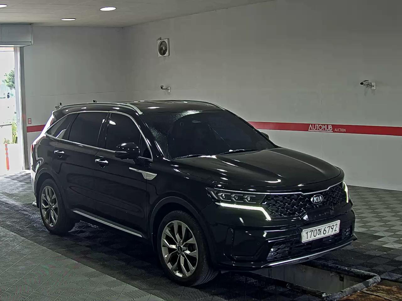 كيا أخرى 2021 - صورة 2