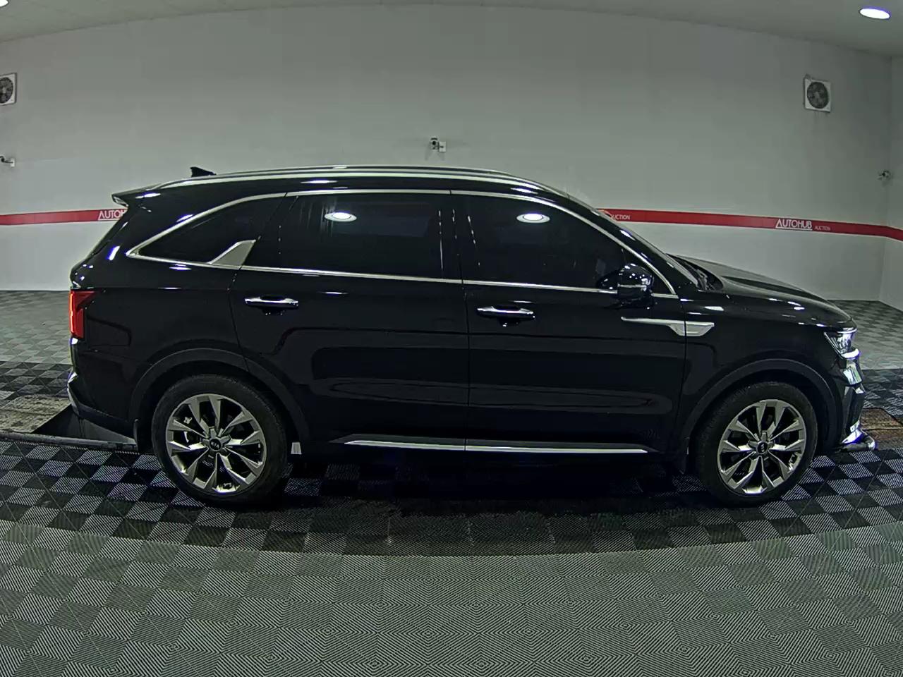 كيا أخرى 2021 - صورة 3