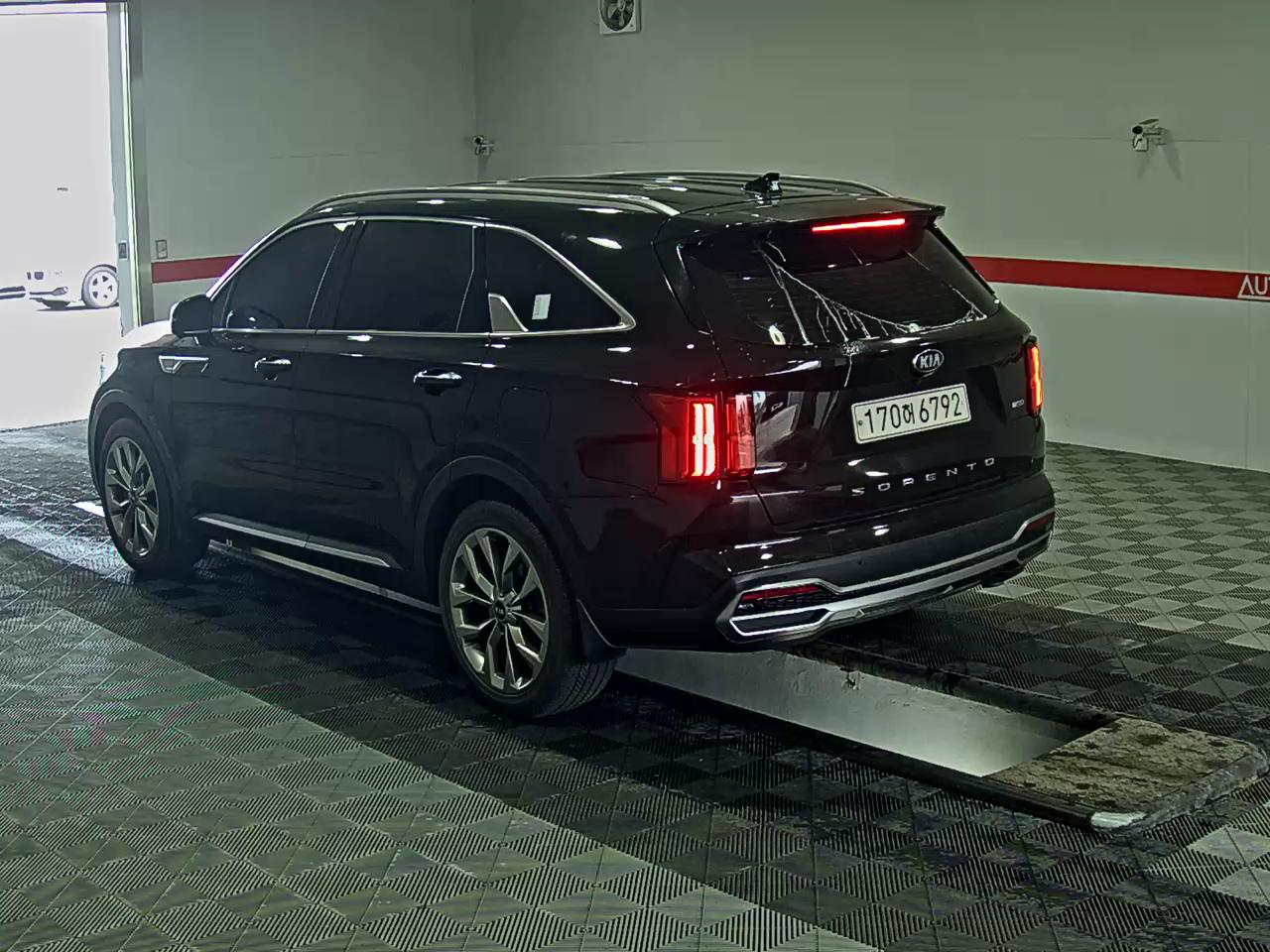 كيا أخرى 2021 - صورة 5