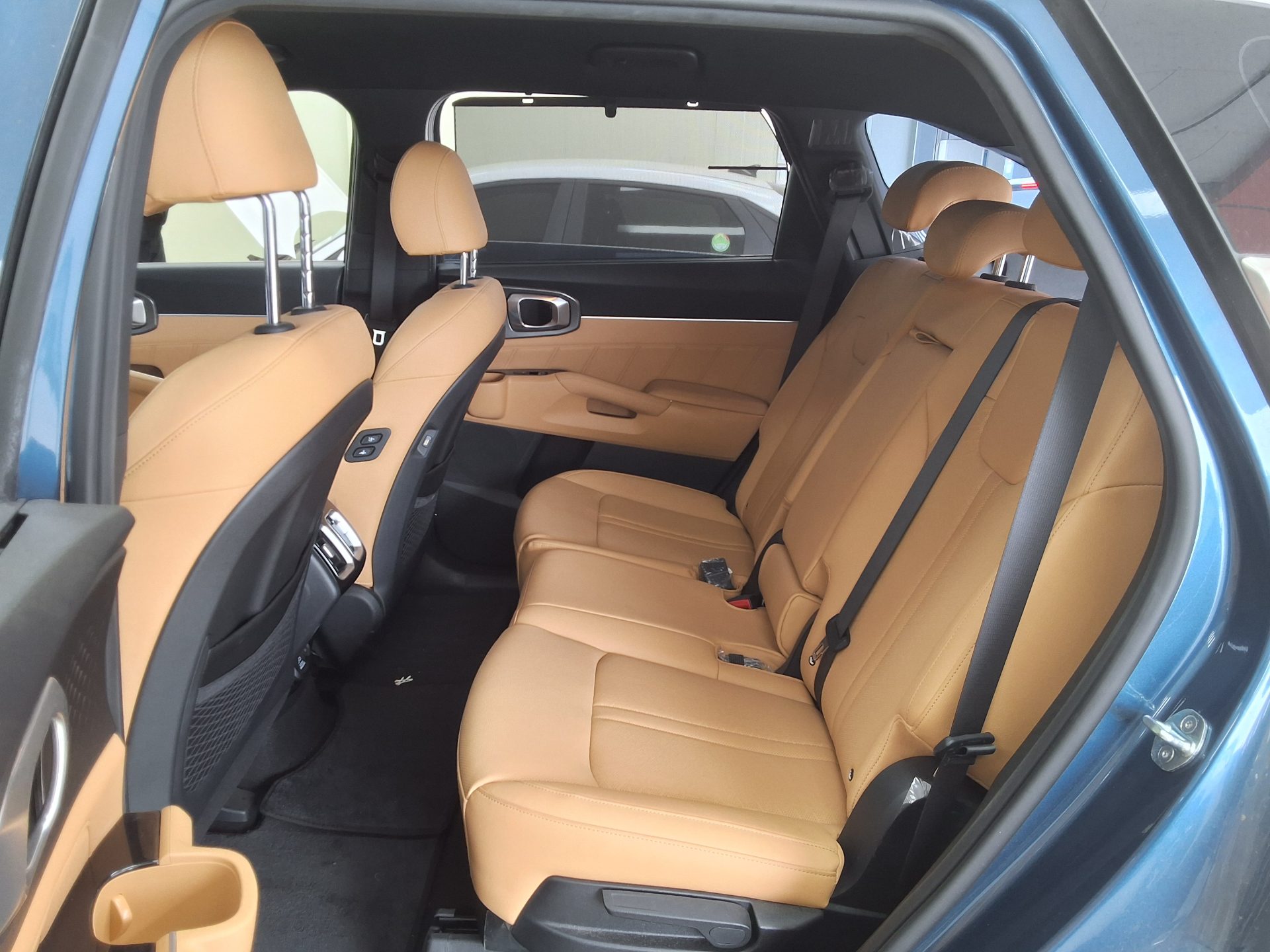 كيا أخرى 2021 - صورة 11