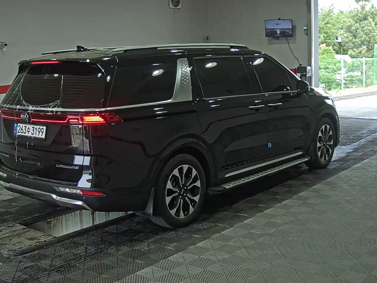 كيا كارنيفال 2021 - صورة 4