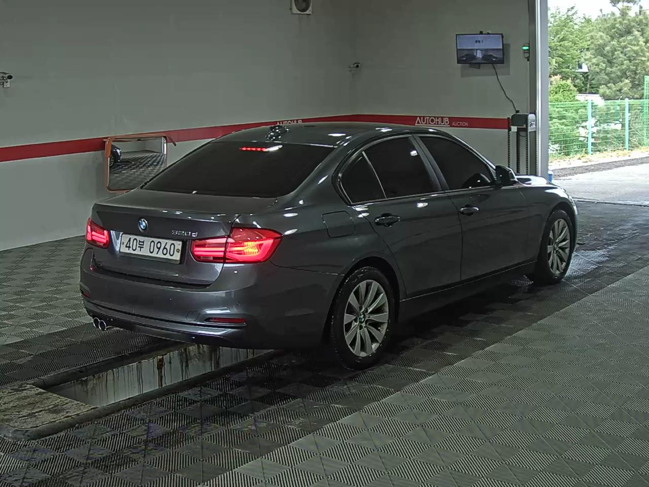 BMW 3 시리즈 2016 - 이미지 4