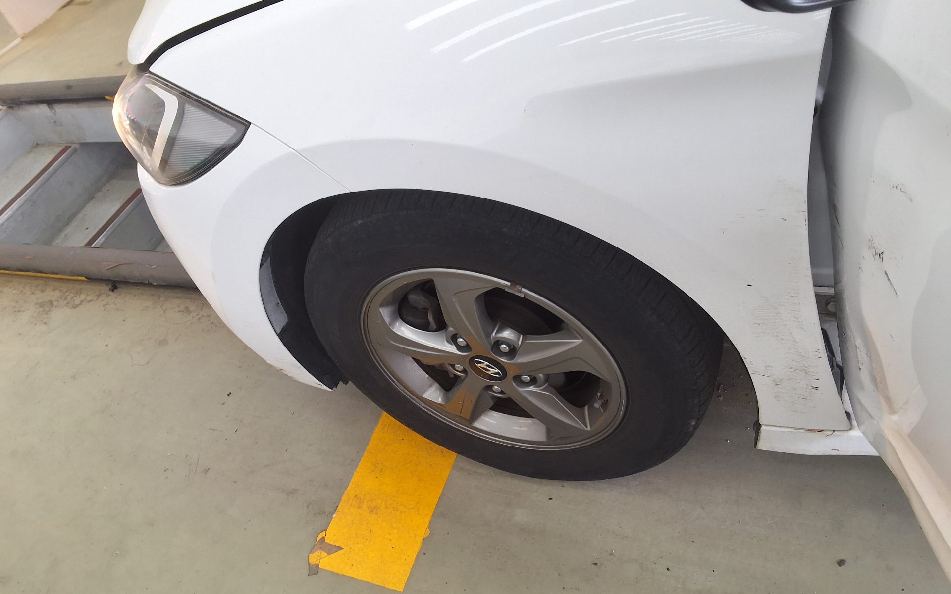 Hyundai Elantra 2017 - Image 21