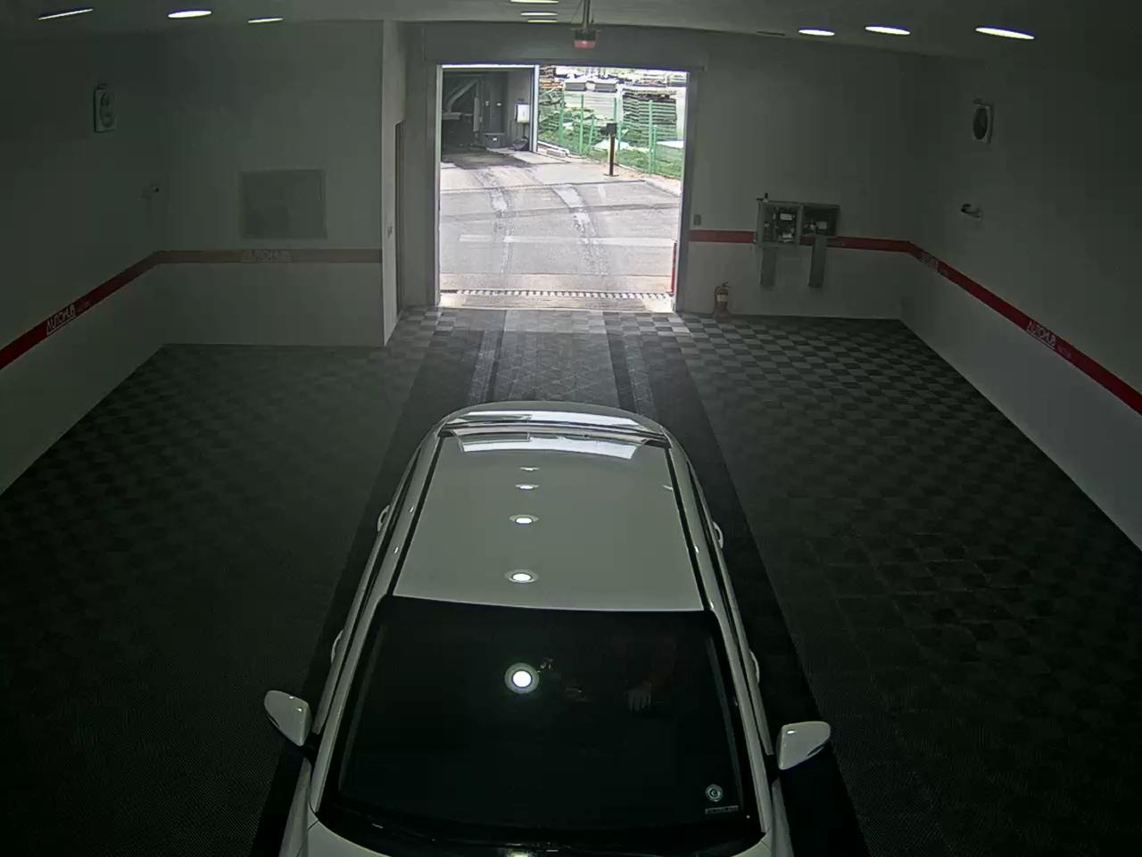 Hyundai Elantra 2017 - Image 6